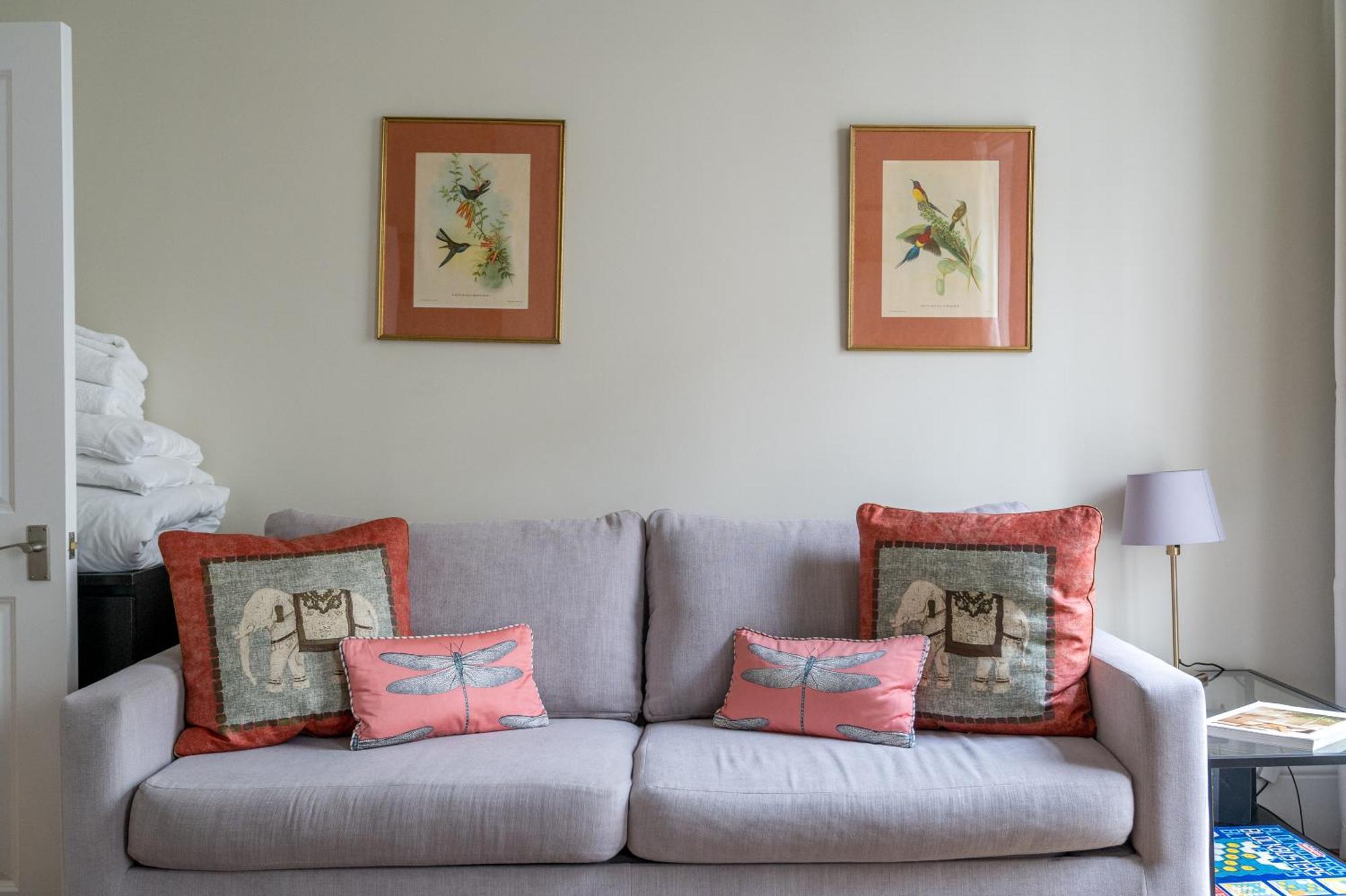Appartement Spacious Flat Near Victoria And Warwick Square Londres