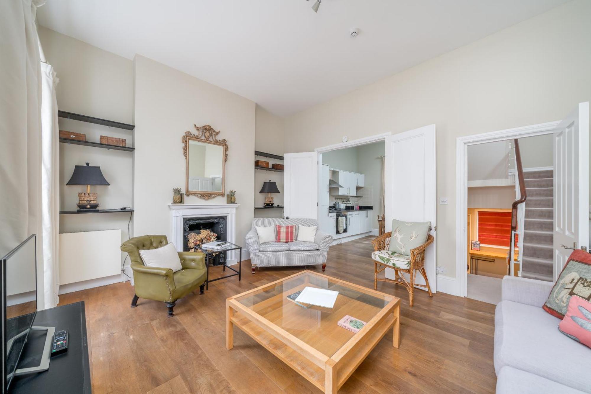 Appartement Spacious Flat Near Victoria And Warwick Square Londres