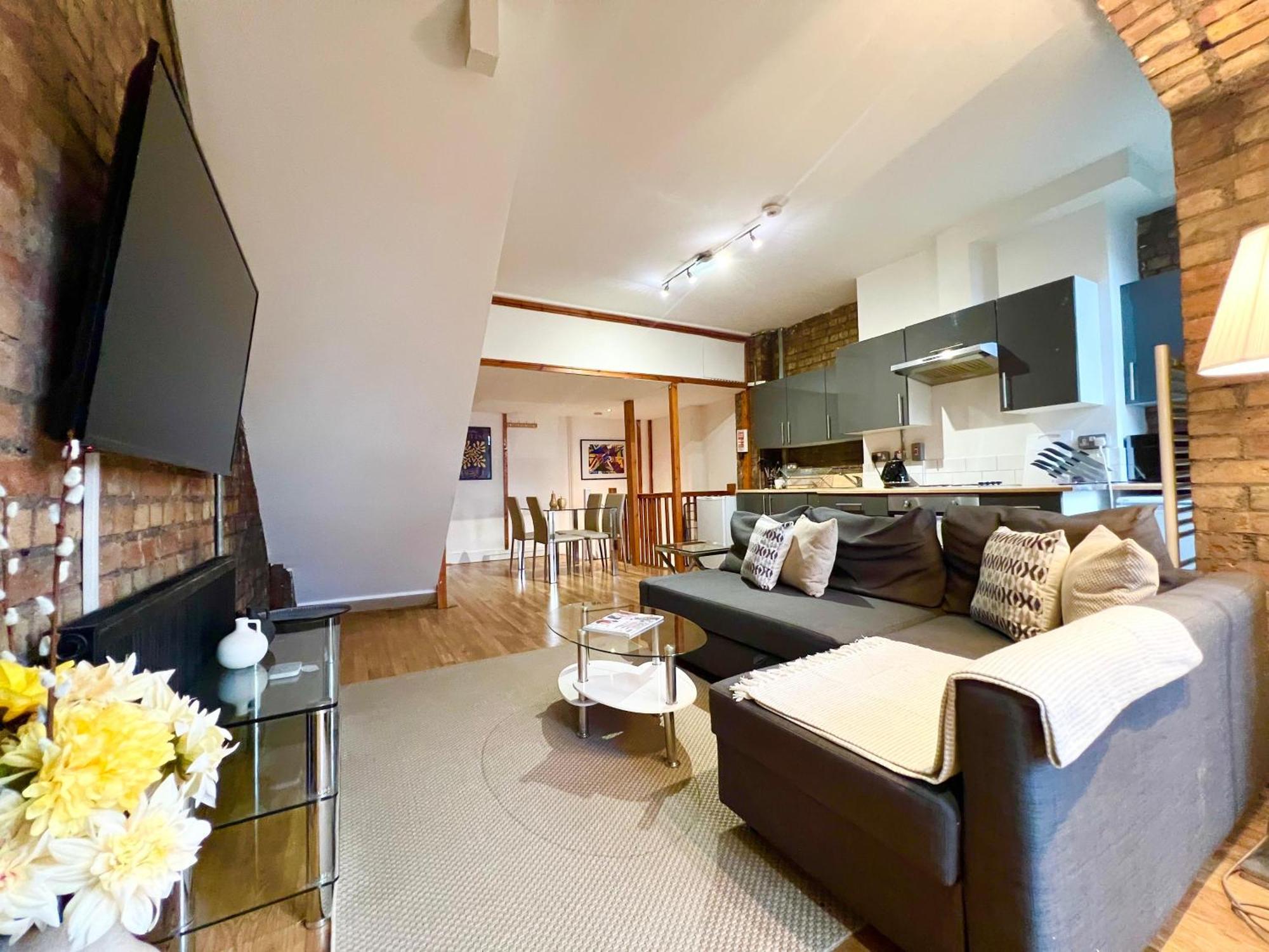 2 Bed Garden Flat- Highgate Lejlighed