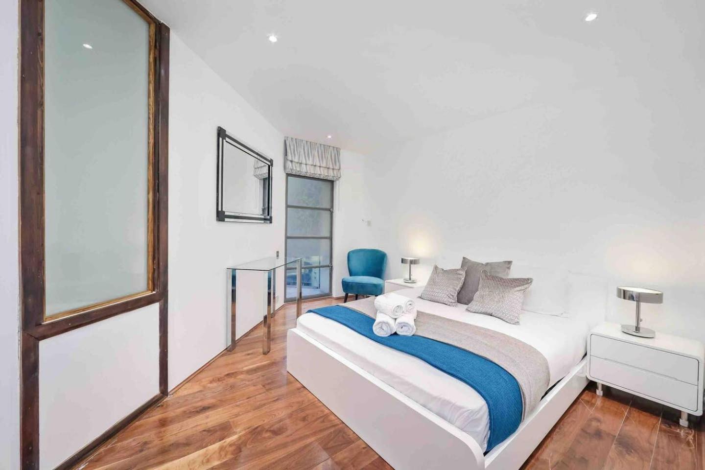 2 Bed By Oxford Circus And Regent Street! Lägenhet