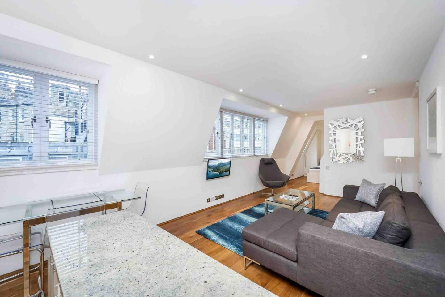 Lägenhet 2 Bed By Oxford Circus And Regent Street!