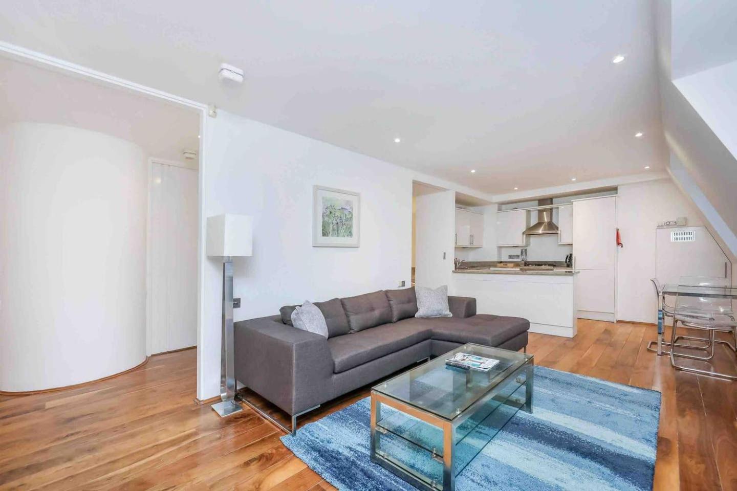 Lägenhet 2 Bed By Oxford Circus And Regent Street!