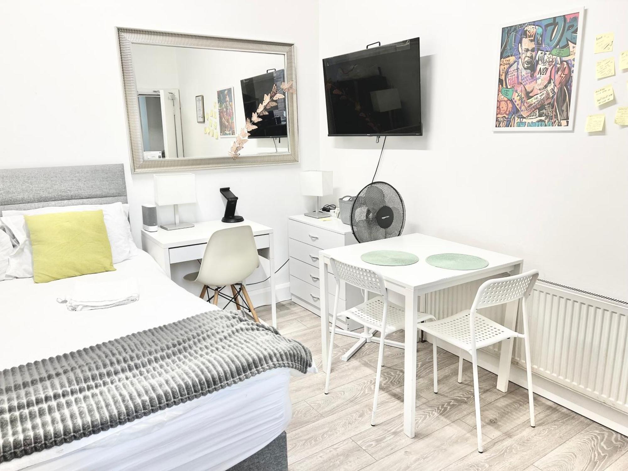 Complete Flat Netflix And Fast Wifi Lägenhet London