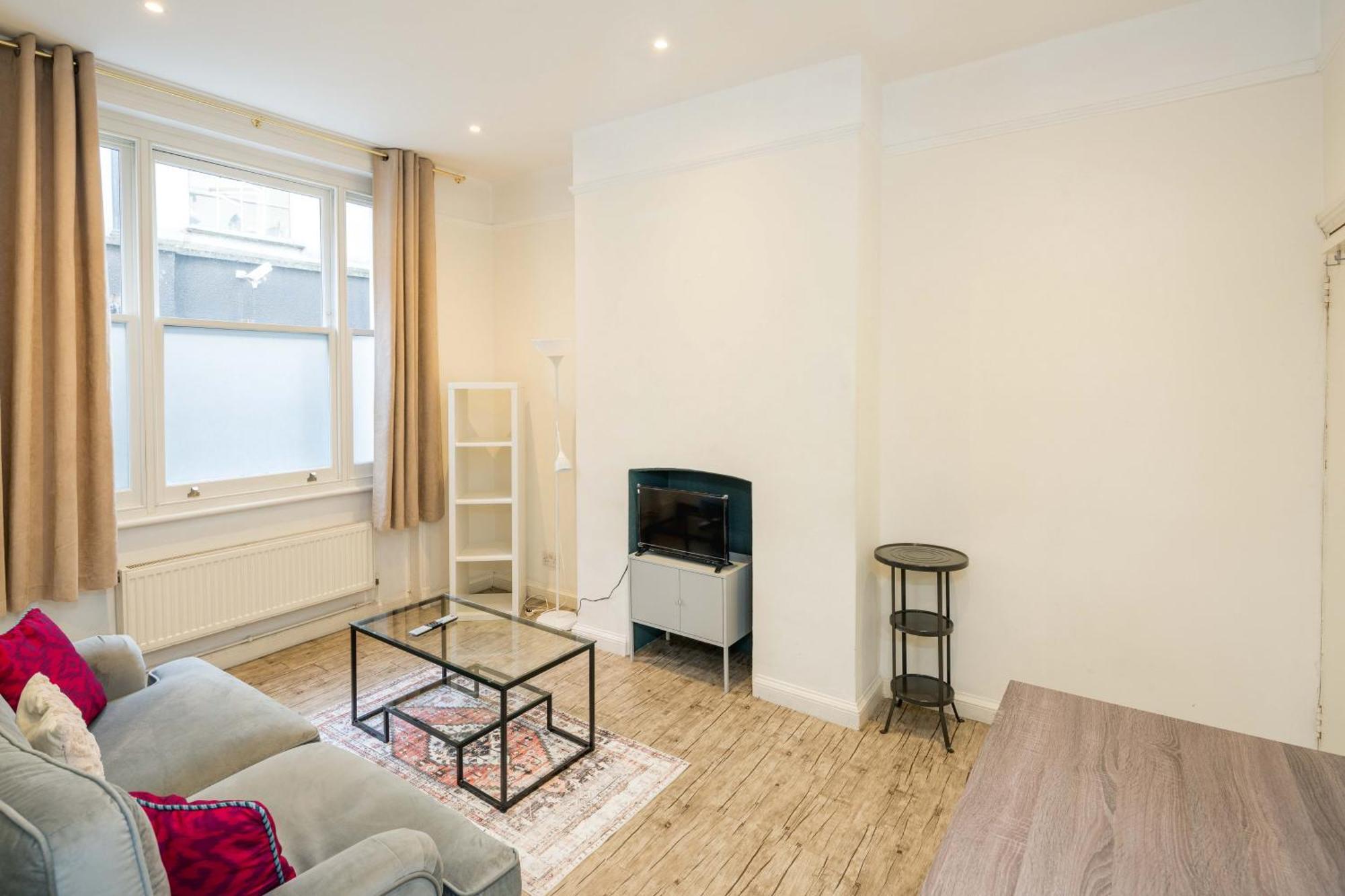 3-bed Near Oxford Street Leilighet London