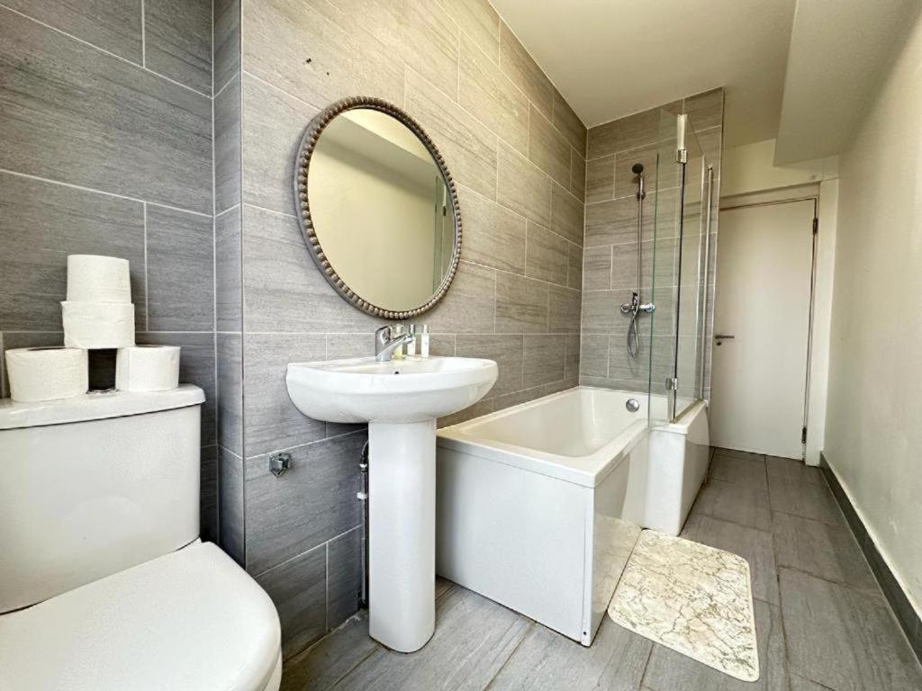 Cozzy Hyde Park On Edgware Road * Londen