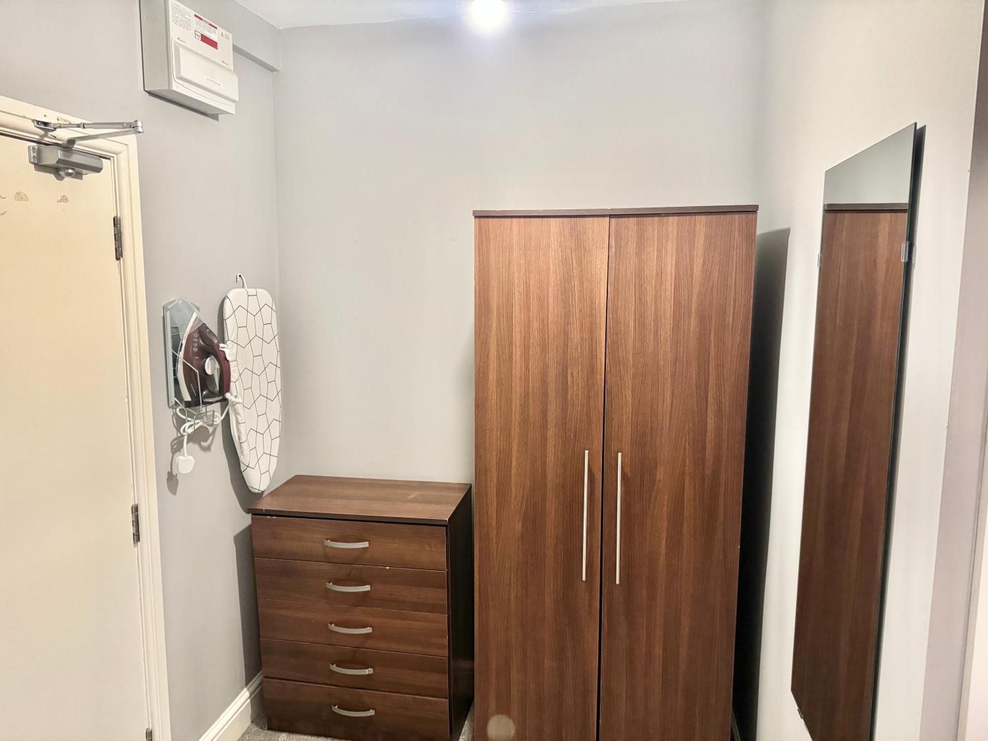 Modern En-suite By Finsbury Park Station 8 Mins To King's Cross By Tube Alloggio in famiglia Londra