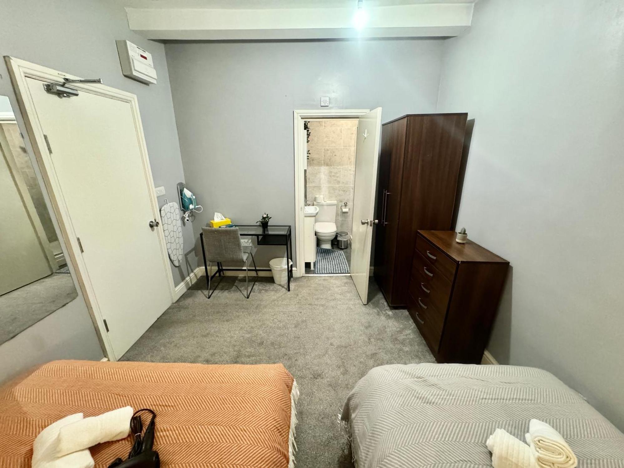 Modern En-suite By Finsbury Park Station 8 Mins To King's Cross By Tube Alloggio in famiglia