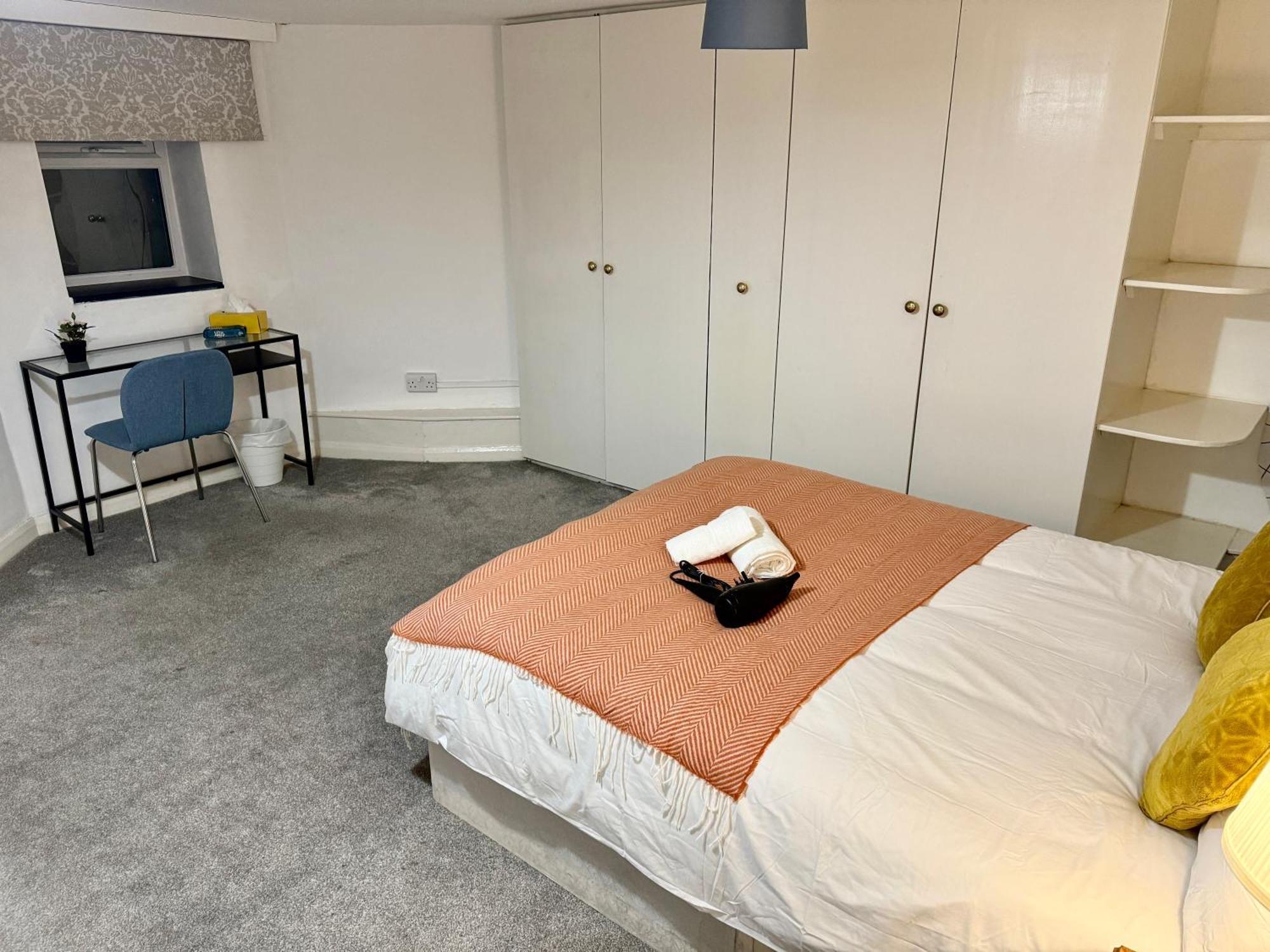 Modern En-suite By Finsbury Park Station 8 Mins To King's Cross By Tube Alloggio in famiglia