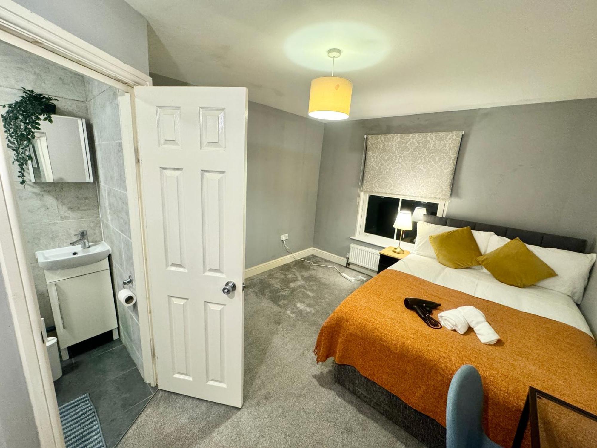 Modern En-suite By Finsbury Park Station 8 Mins To King's Cross By Tube Alloggio in famiglia *