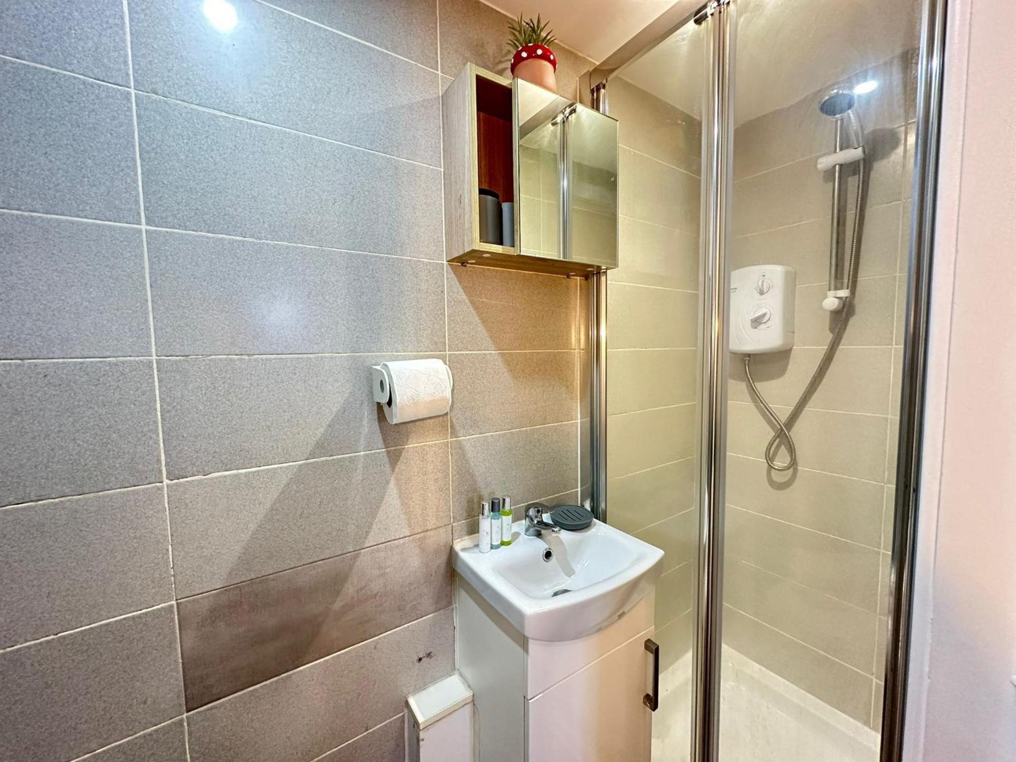Studio Near Central Appartement *