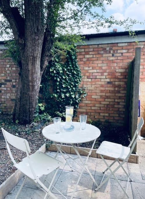 Ivy Two Bedroom & Garden In Temple Fortune Lejlighed *