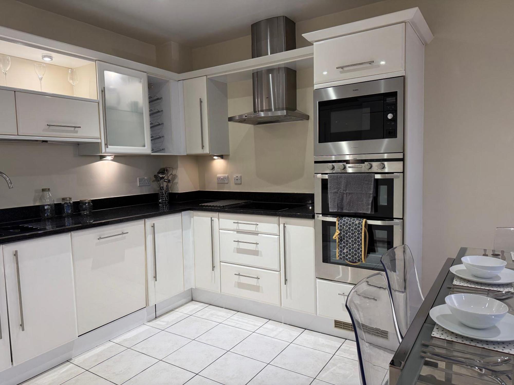 Two Bed Flat In Wimbledon London