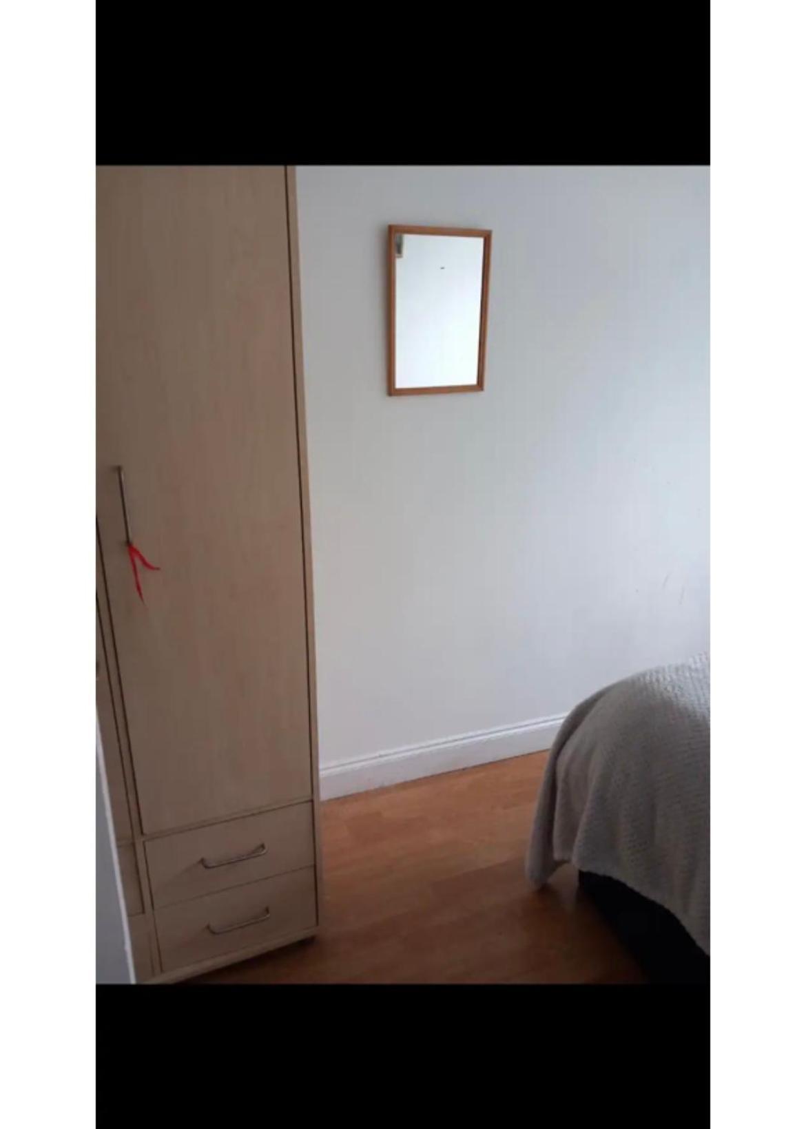 Guest house In *