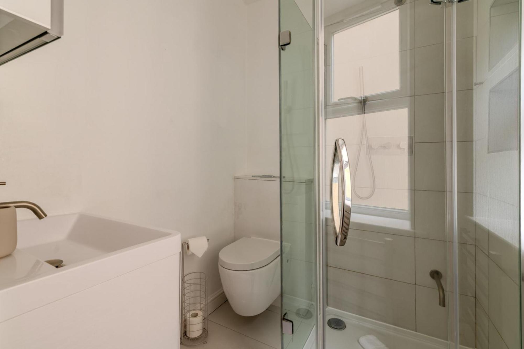 Peacefully Set 2br Near Beautiful Dulwich Park Apartment