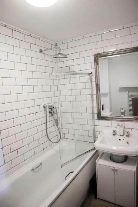 3 Bed Flat With A View