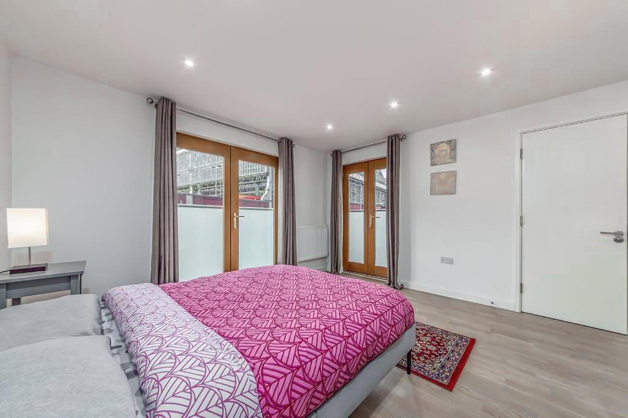 Amazing 2 Bed Bath Flat With Eye View Lm7 Appartamento *