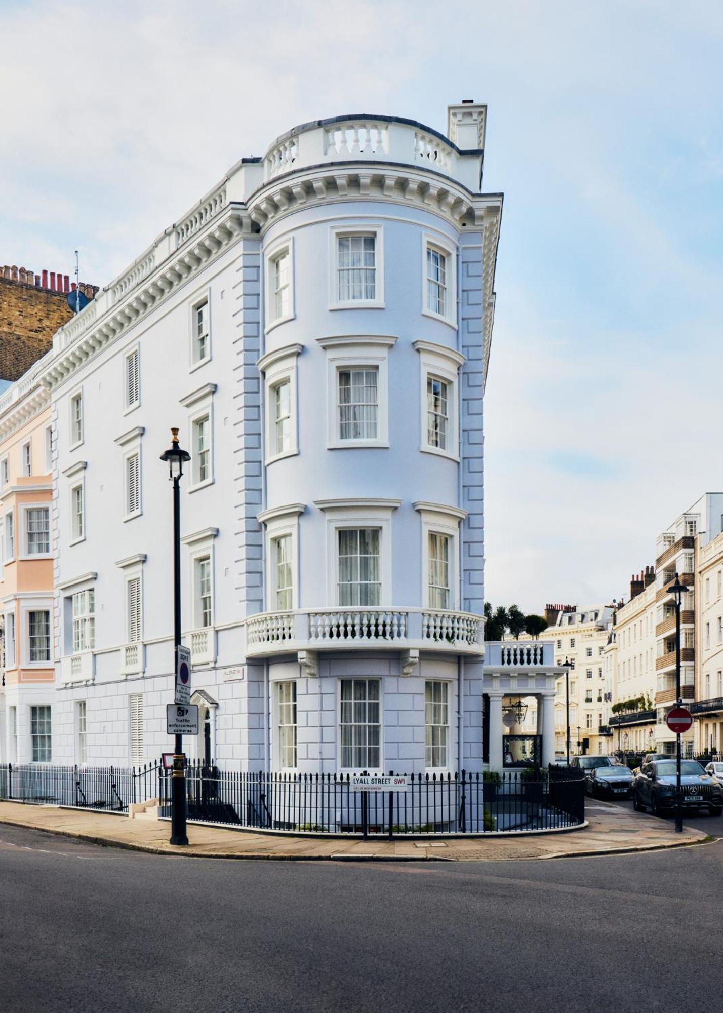 2 Chesham London