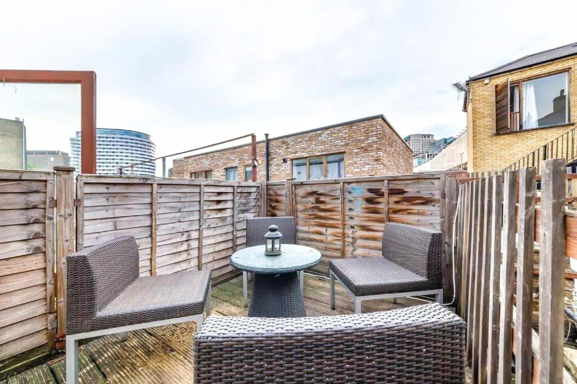 Lovely 2 Bedroom With Patio Waterloo Lm1 Lejlighed