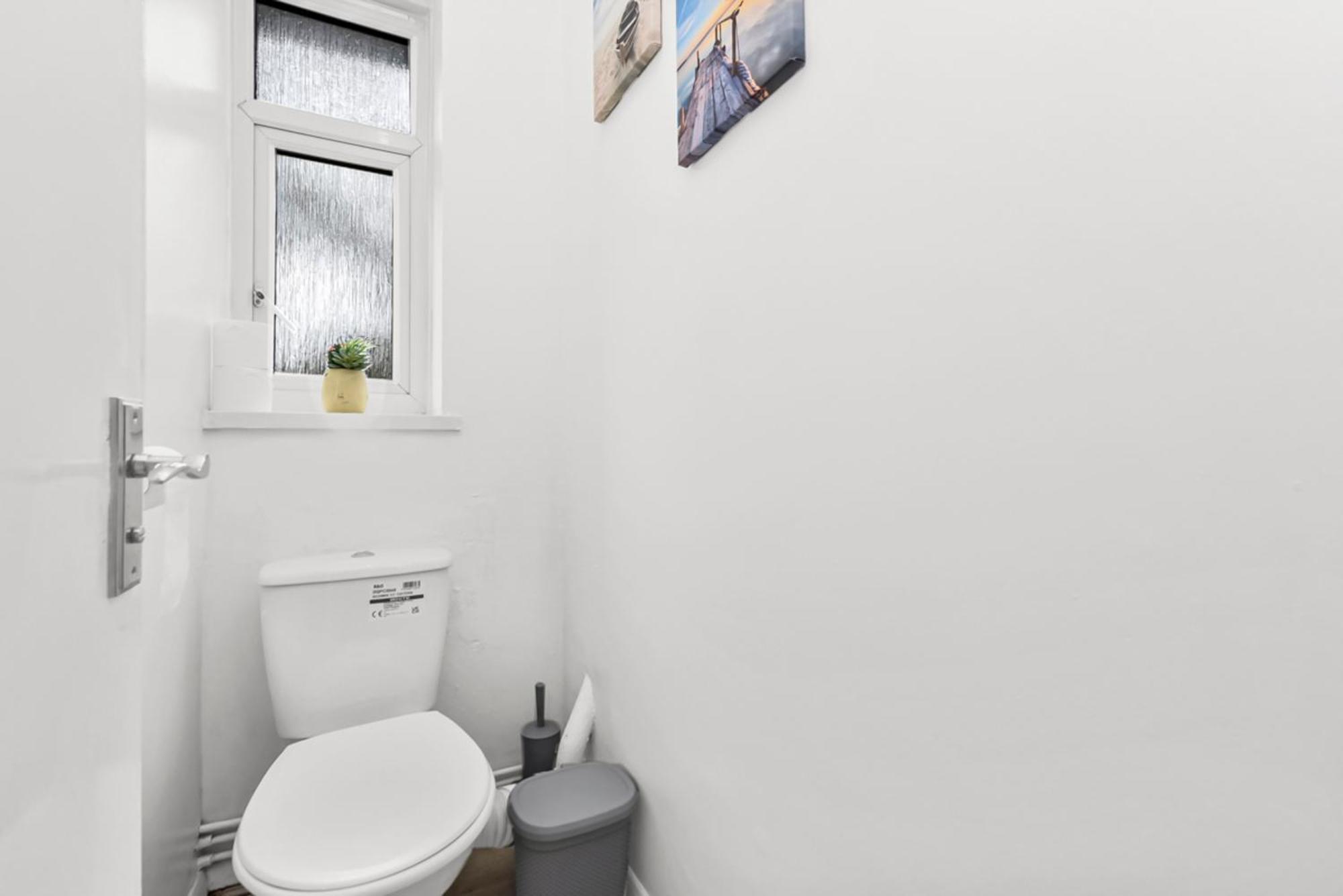 Apartment 3 Bedroom Flat In Wandsworth