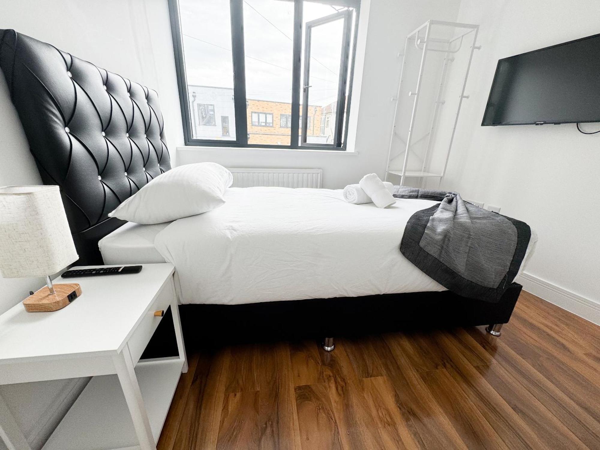 Centra Palmers Apartment *