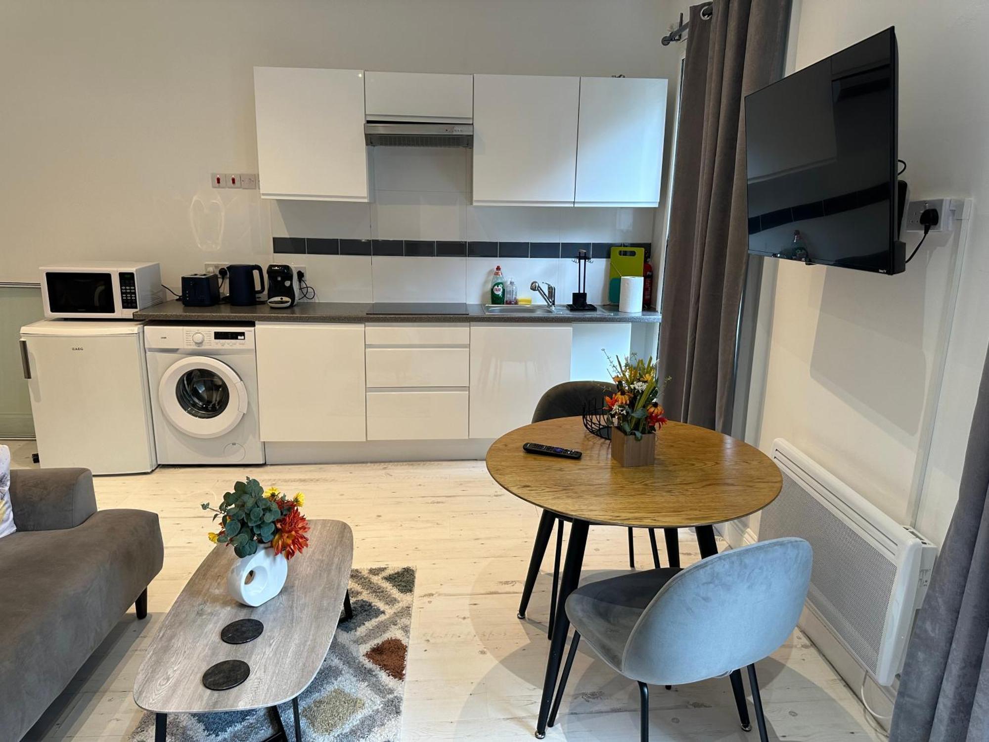 Stylish Escape In West * Londra