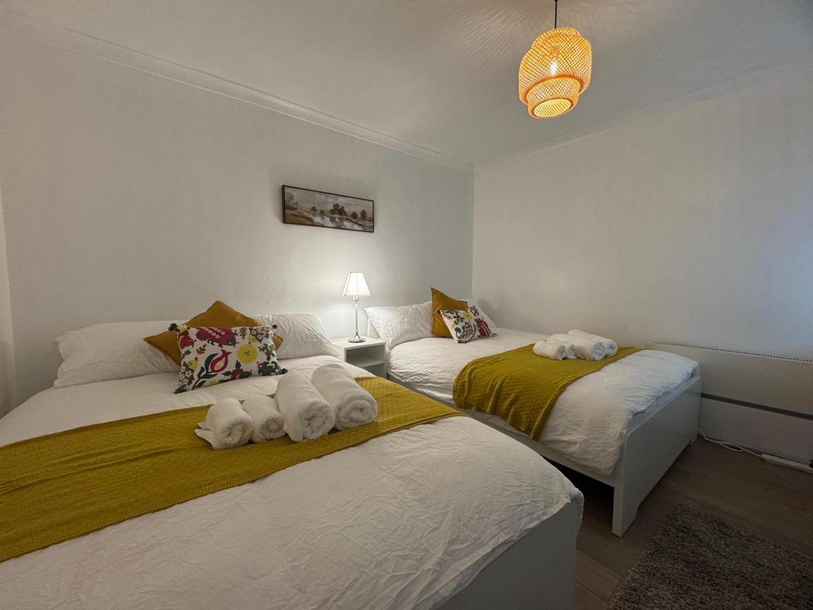 Stylish Entire With Private Garden In Camden, Lejlighed
