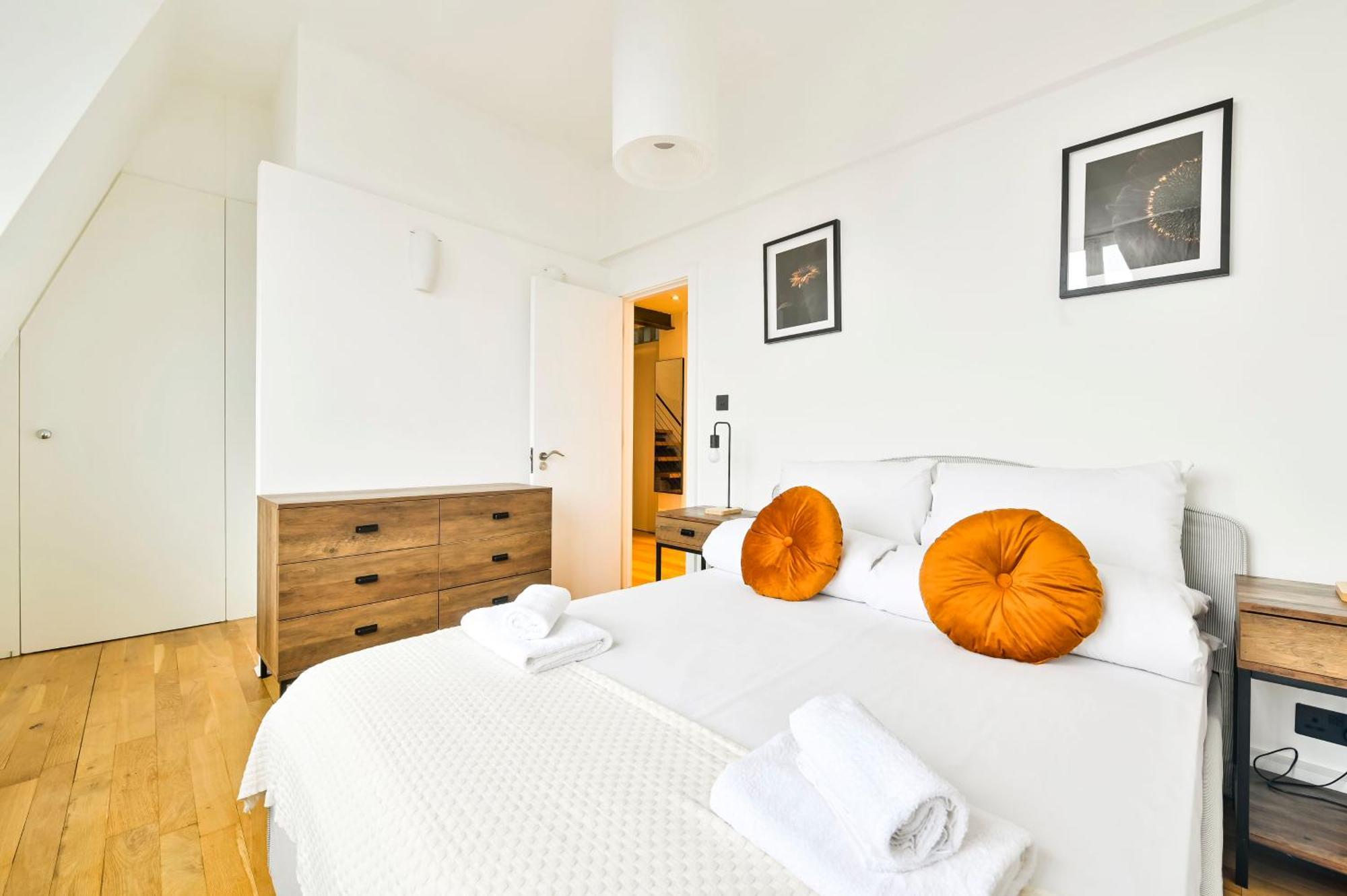 Apartment Light And Airy London