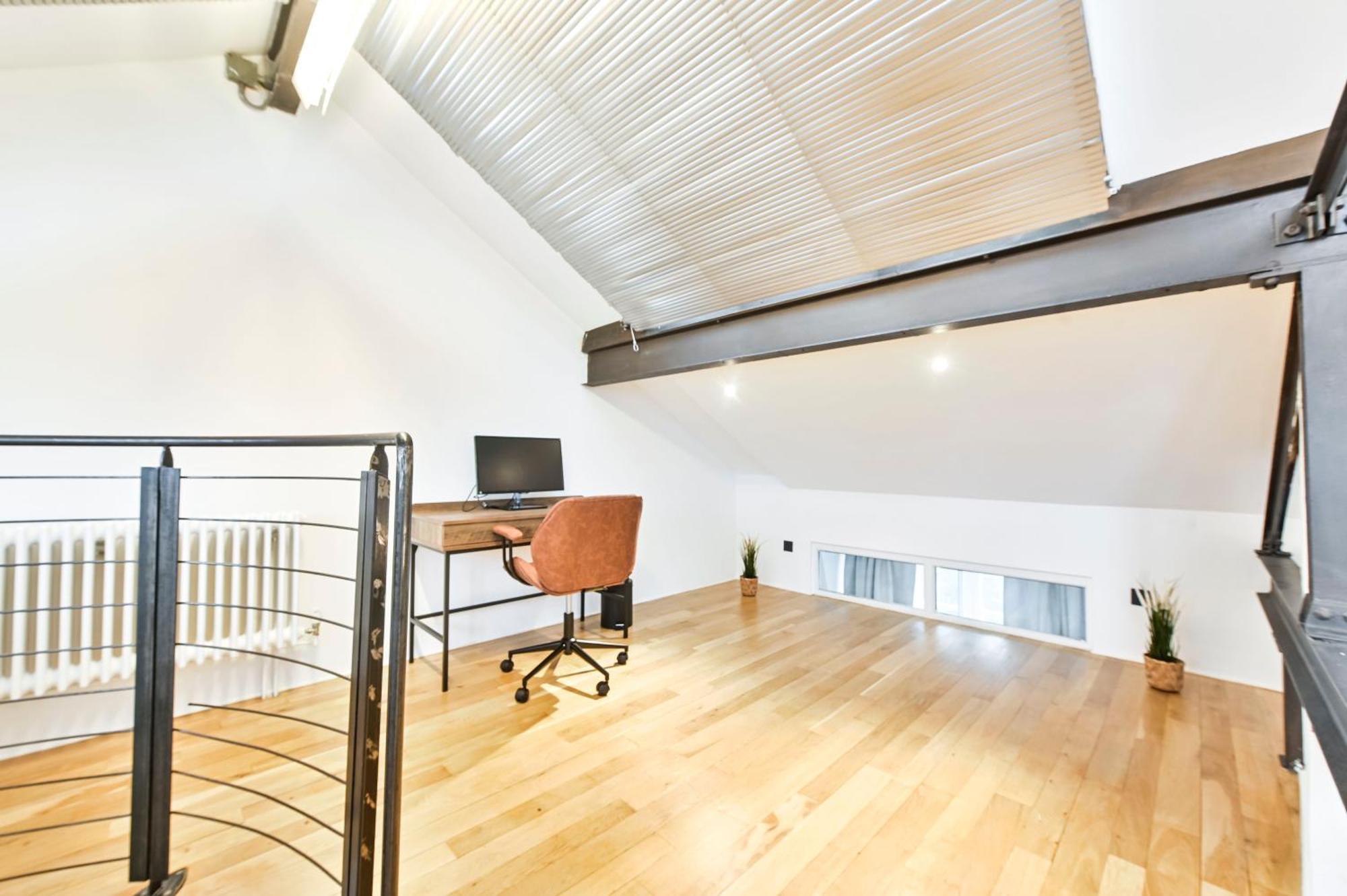 Apartment Light And Airy London
