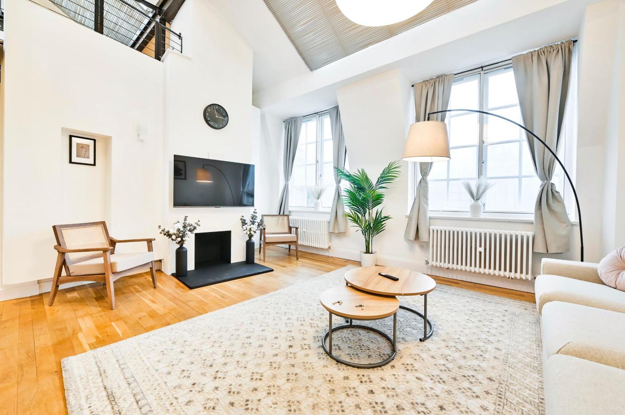 Light And Airy