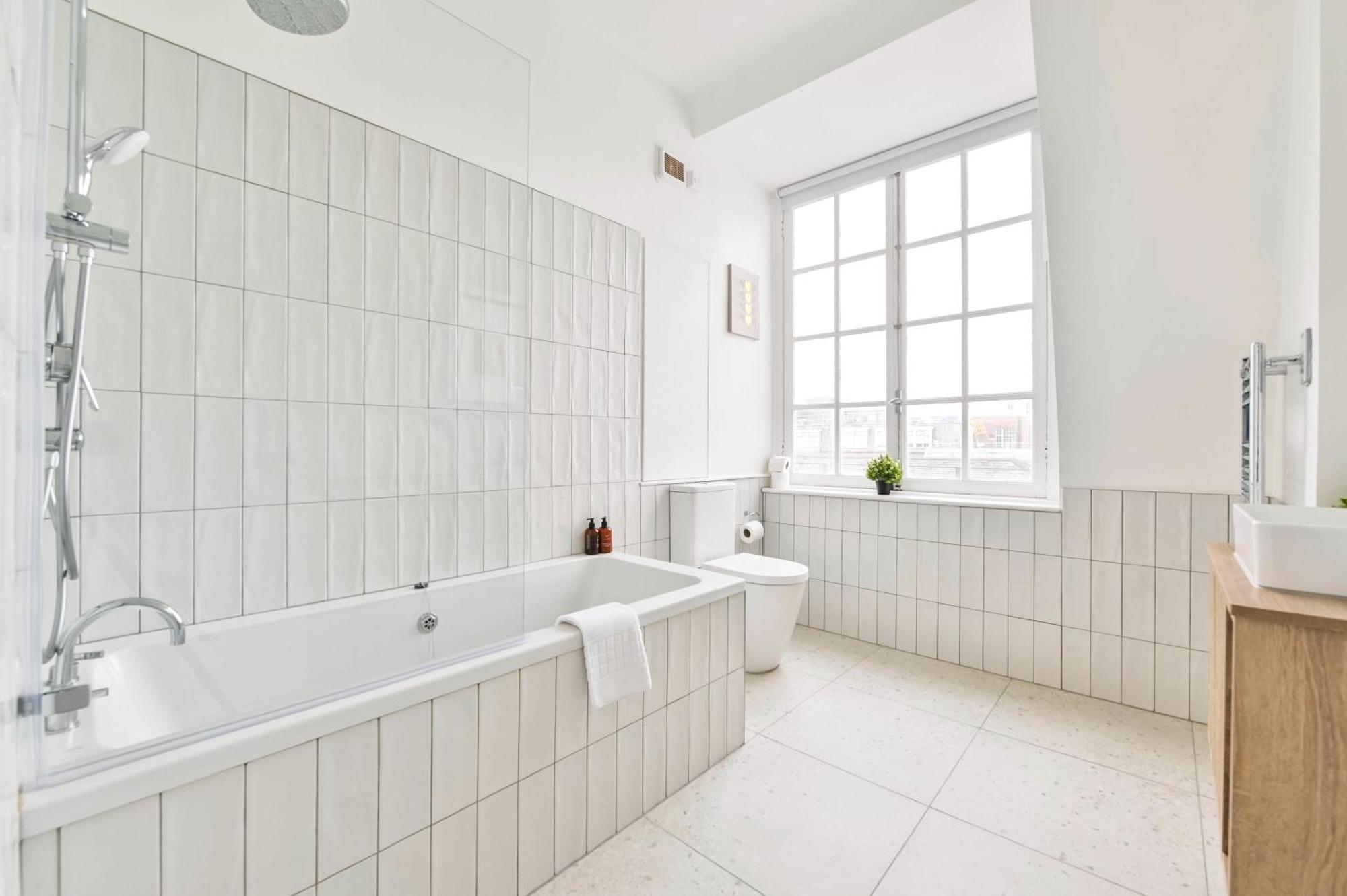 Light And Airy London