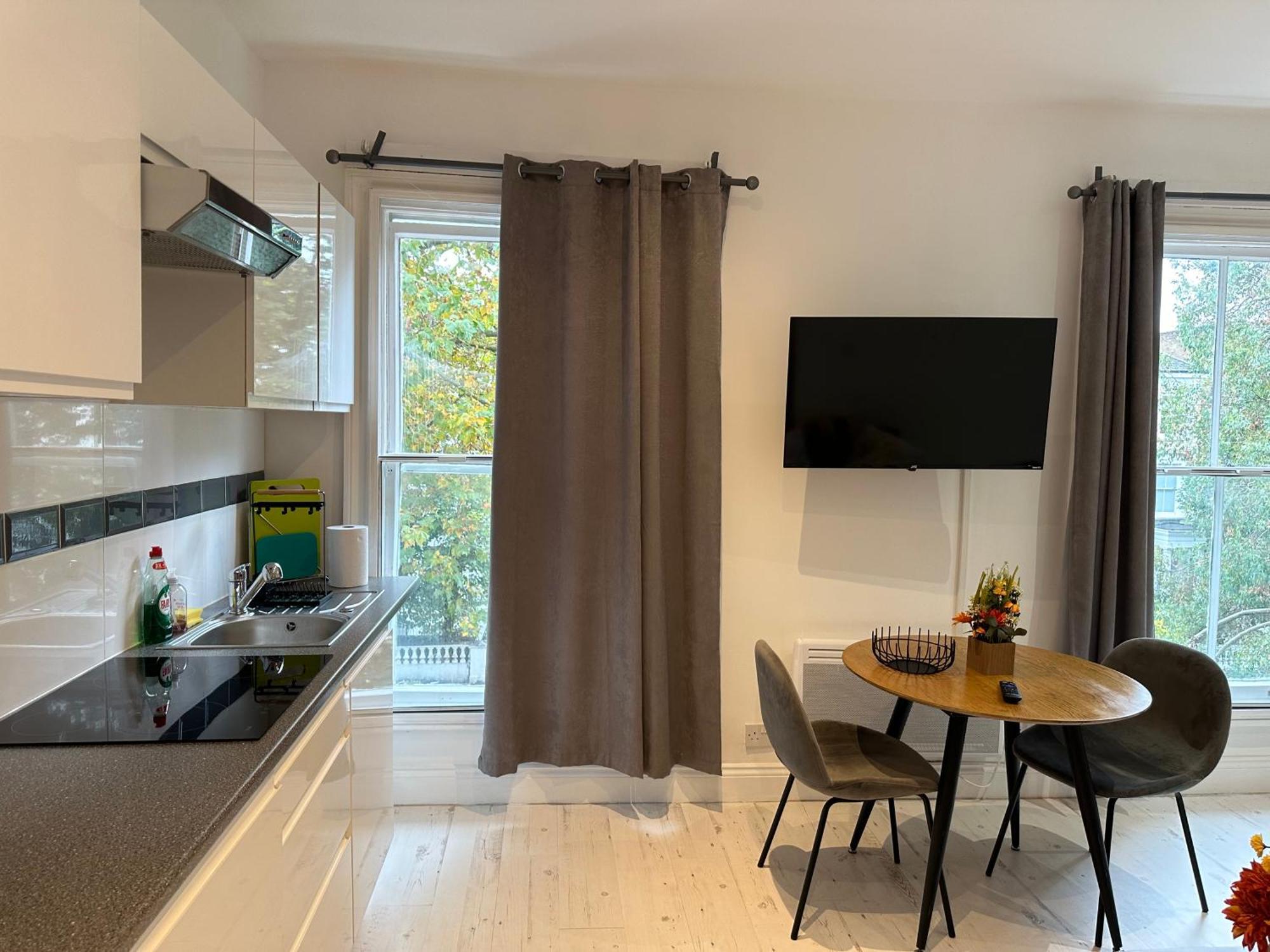 Stylish Escape In West Appartamento