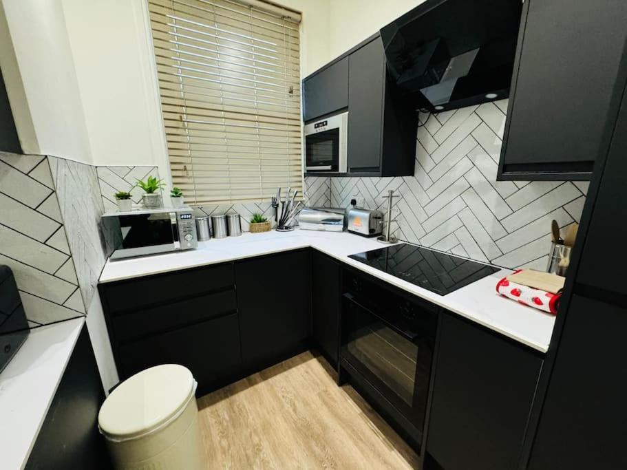 10 Min From Stratford Shopping Centre, Garden! Appartamento Londra