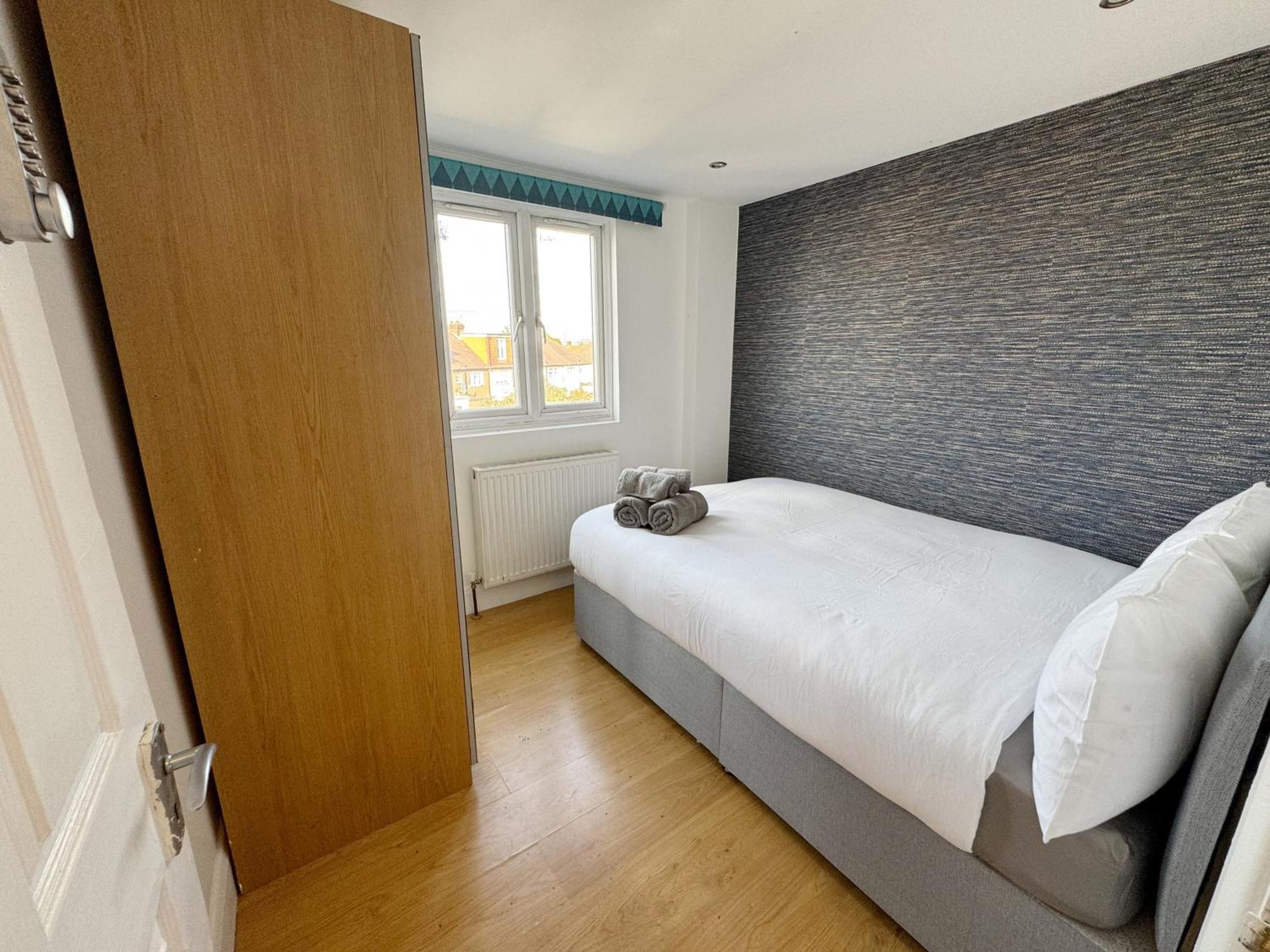 Budget Double In Acton, Near & Heathrow Rum i privatbostad London