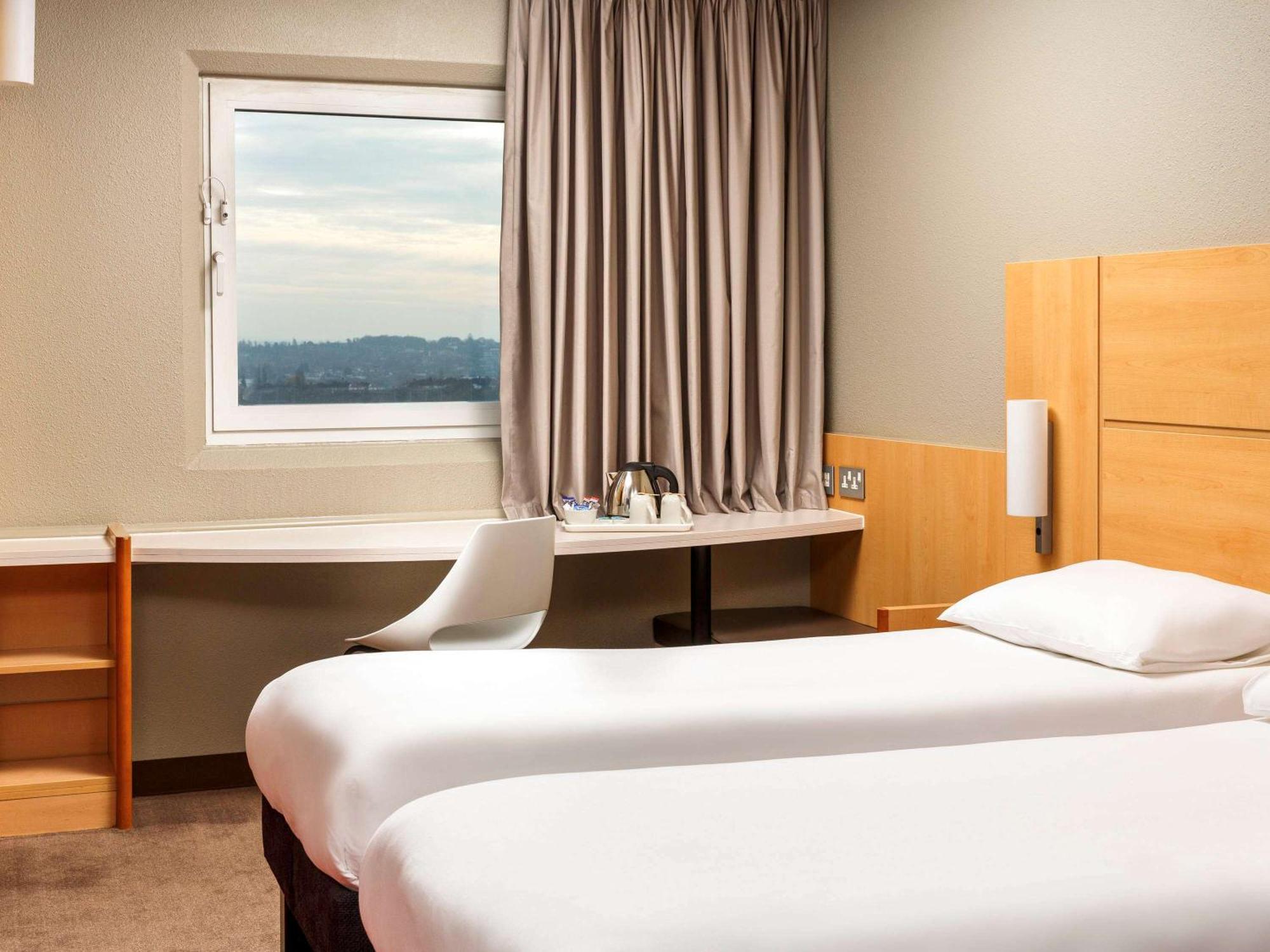 Ibis Wembley 3*