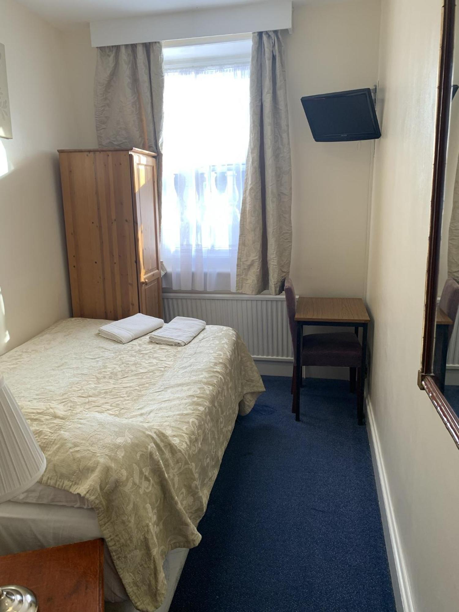 Hotel St Simeon London
