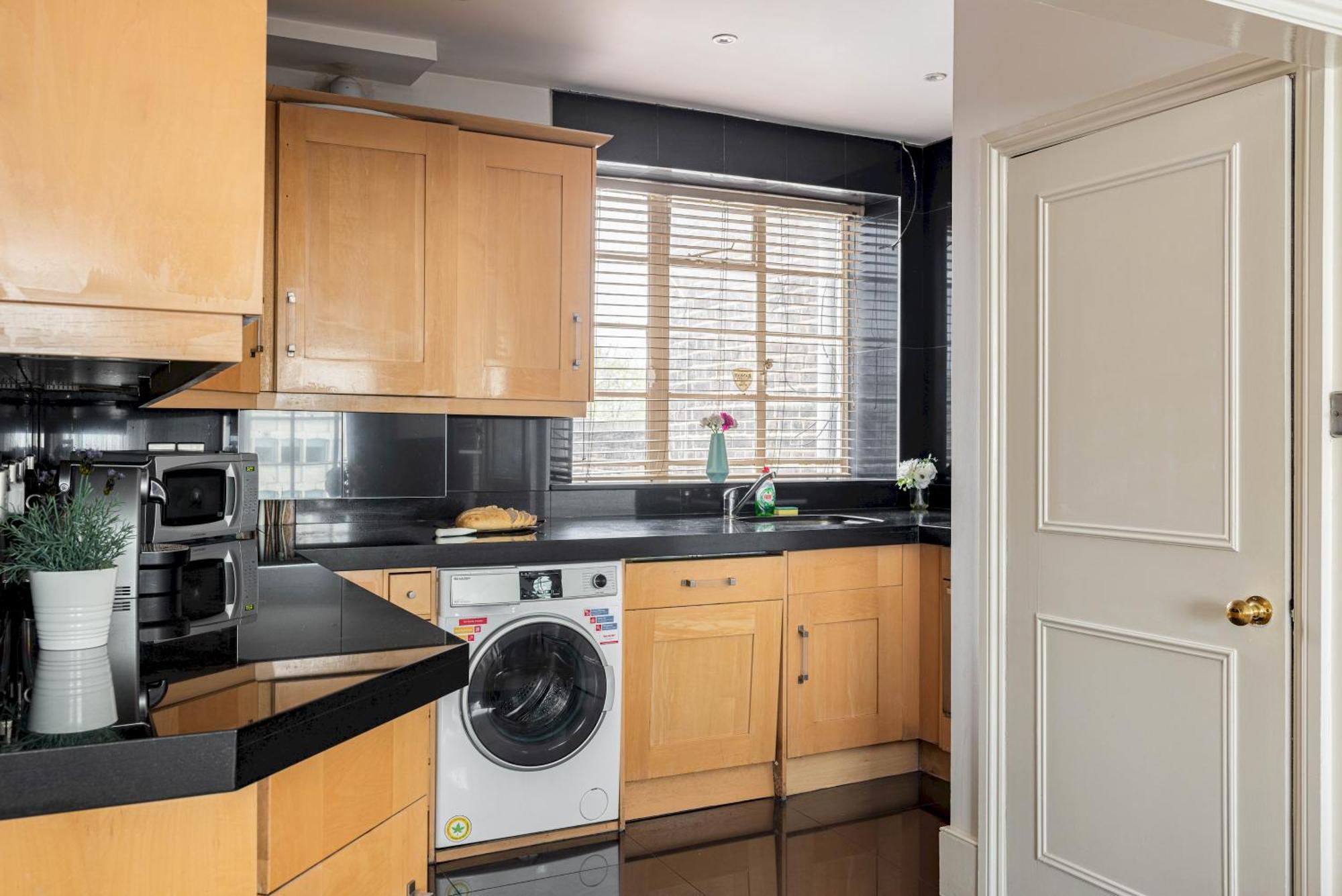 Picktheplace Lancaster Gate Apartment *