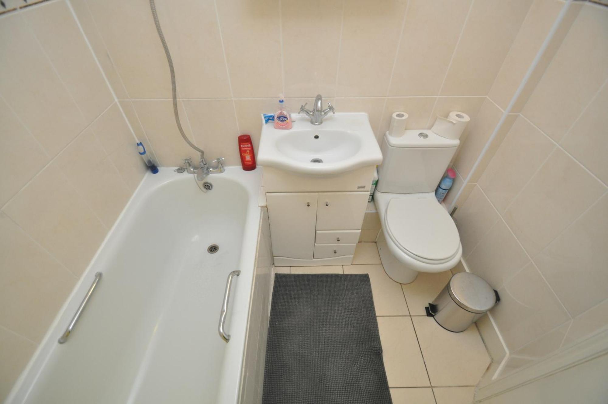 Large Garden Flat In The Heart Of Islington Apartment *
