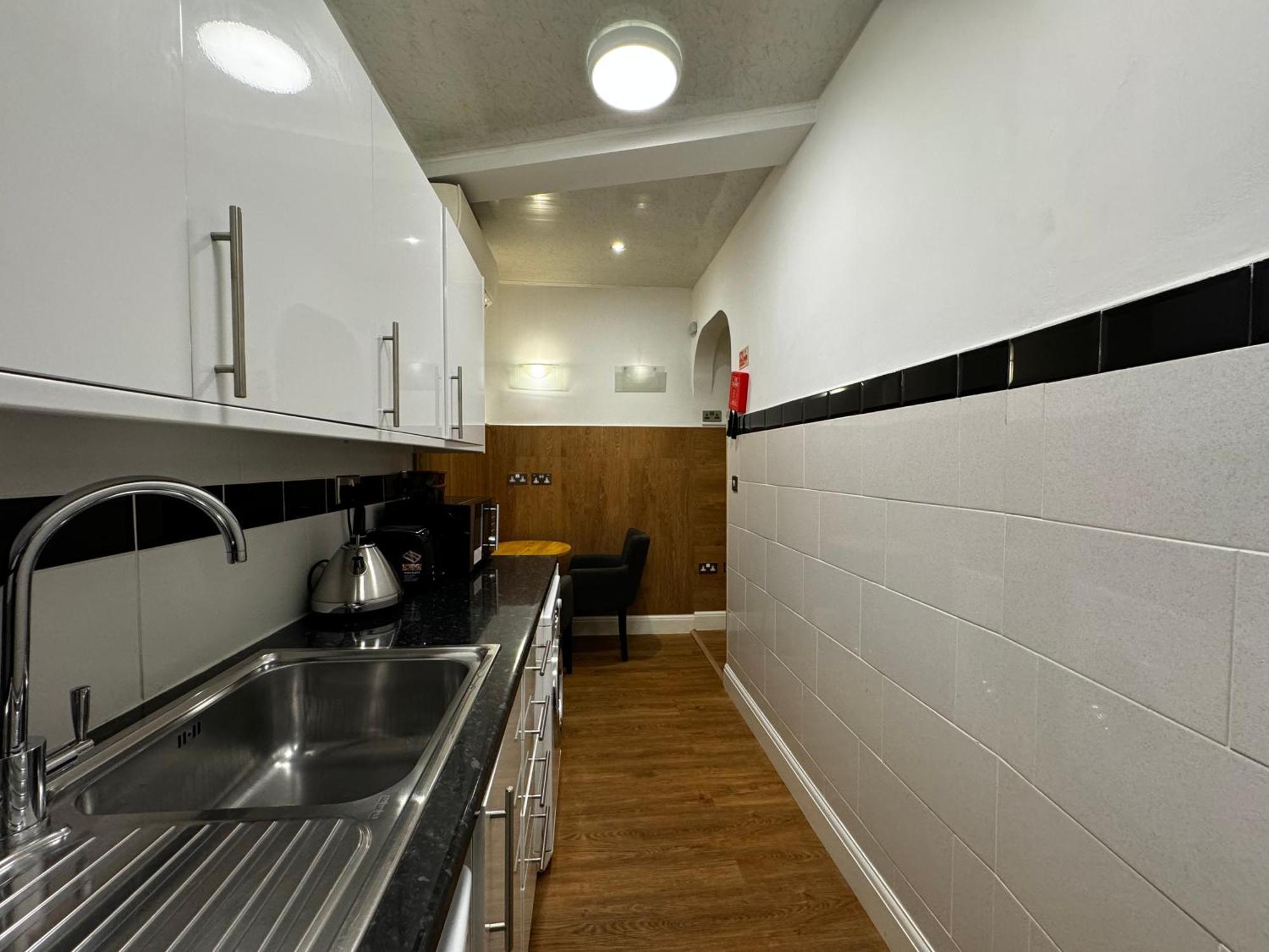 Berkley Aparthotel *