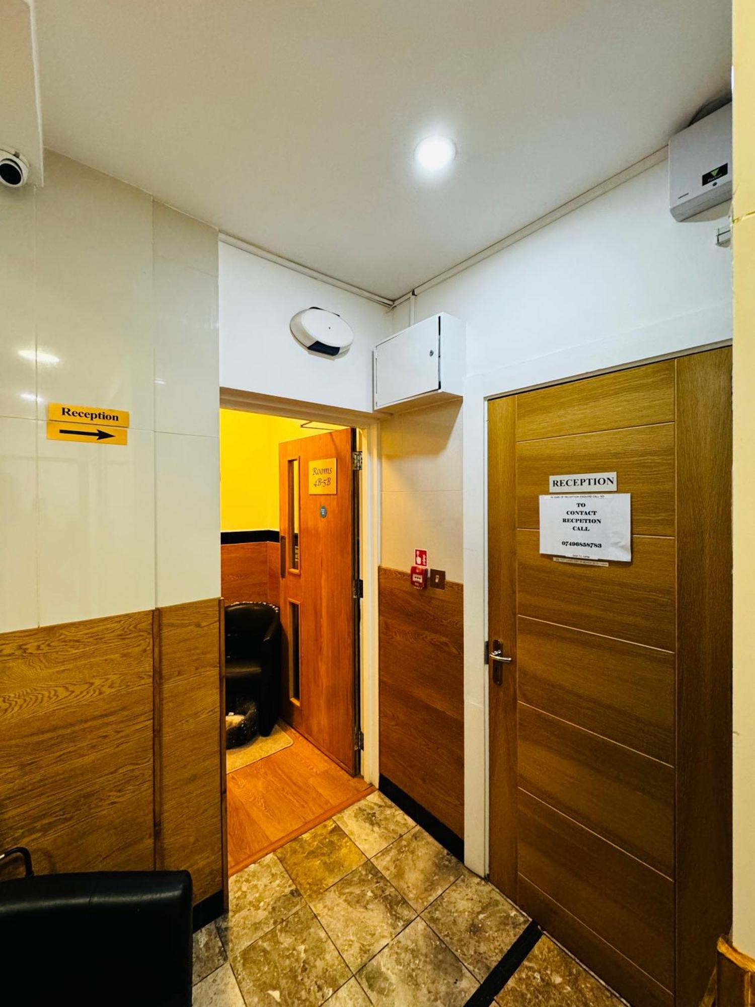Berkley Aparthotel *