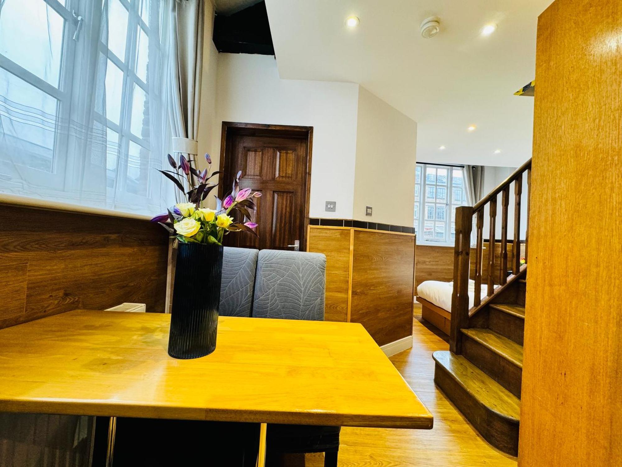 Berkley Aparthotel
