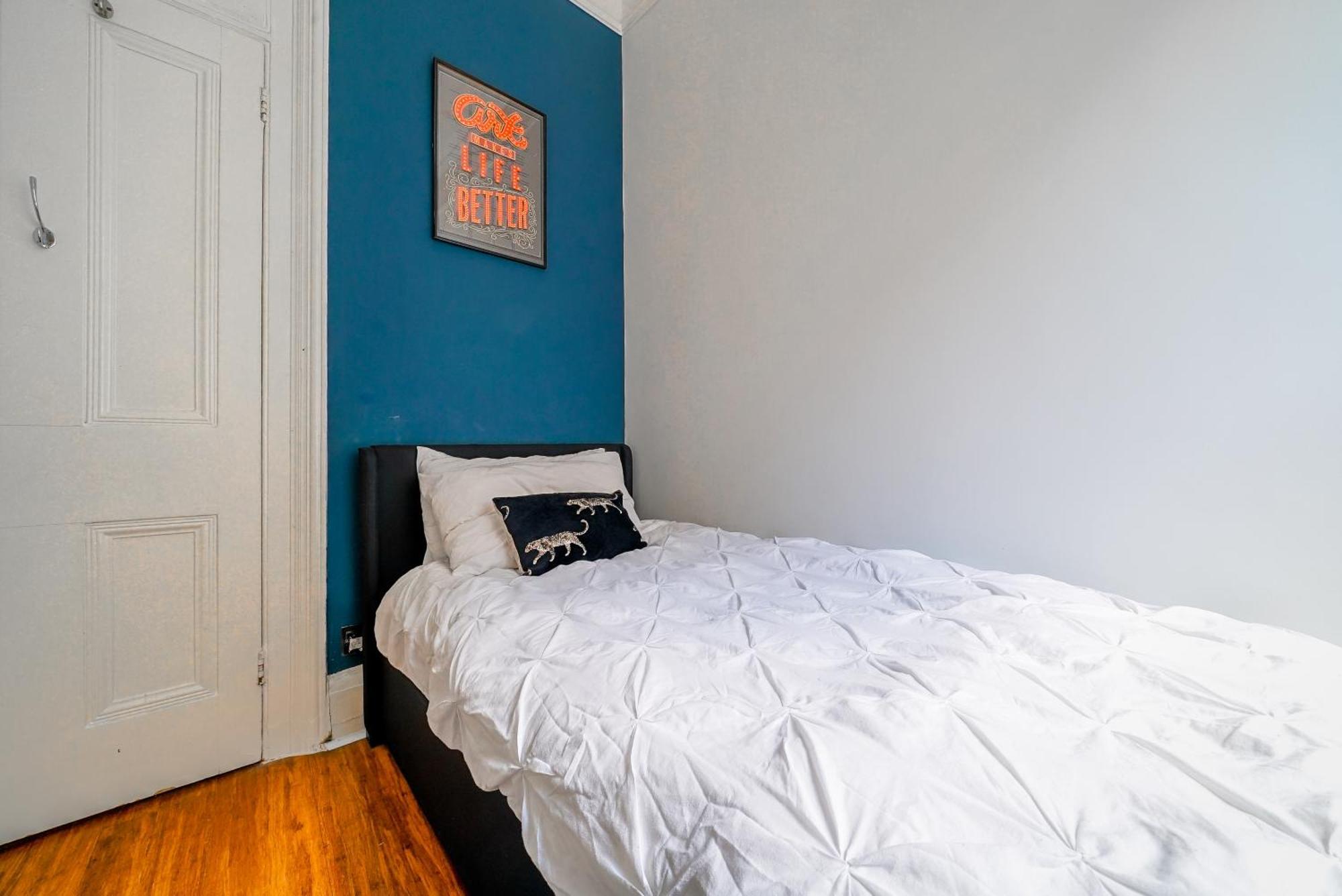 Elegant Bright Flat - Sleeps 5 Lägenhet