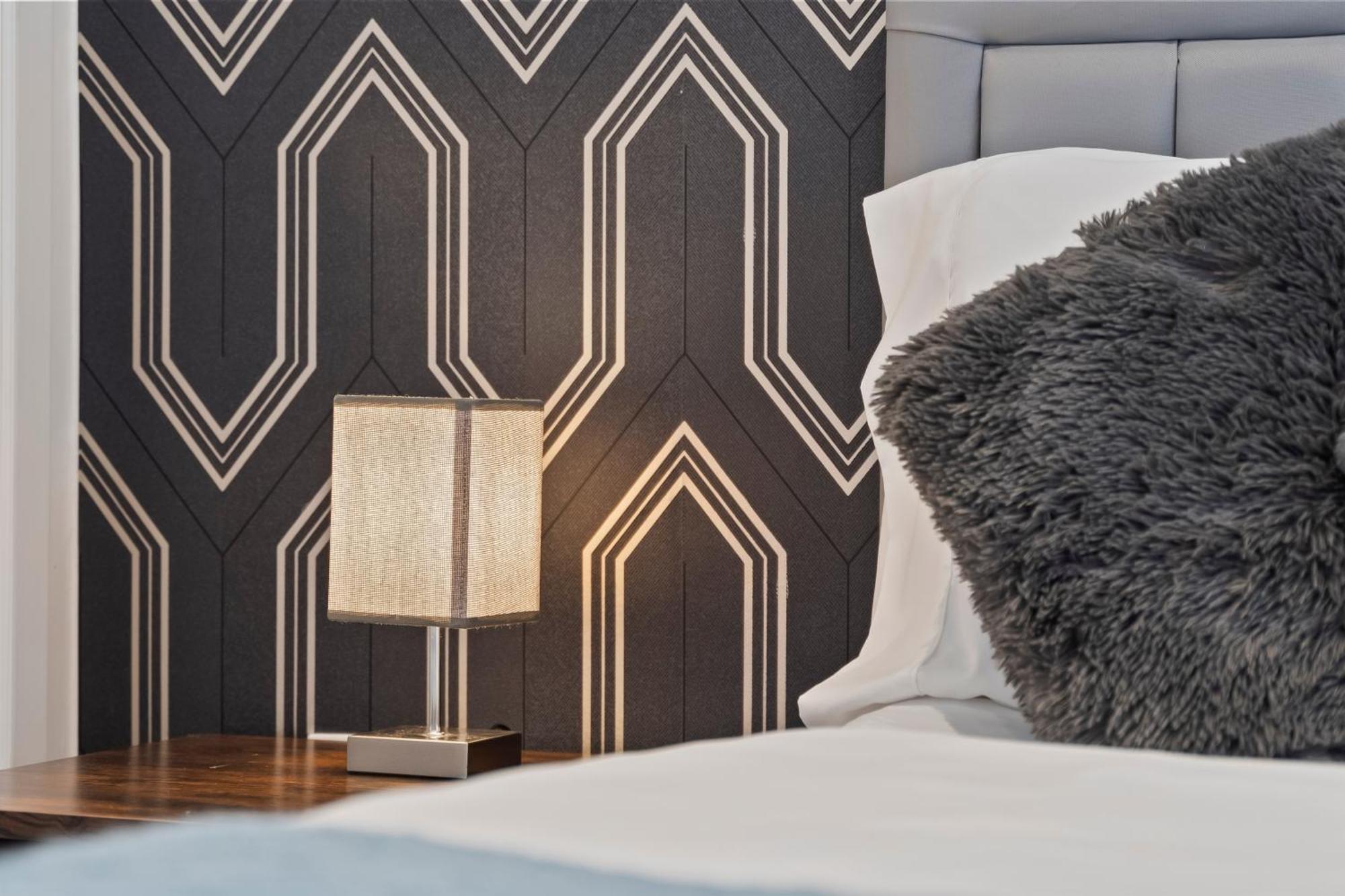 Cozy Step Away Hyde Park And Oxford Street Apartment London