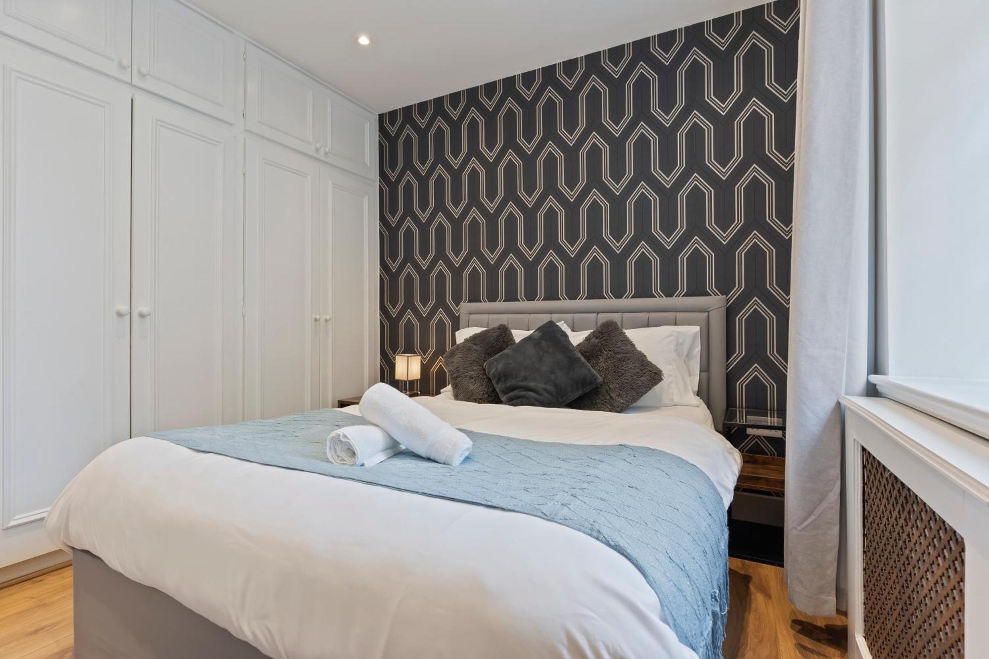 Cozy Step Away Hyde Park And Oxford Street Apartment London