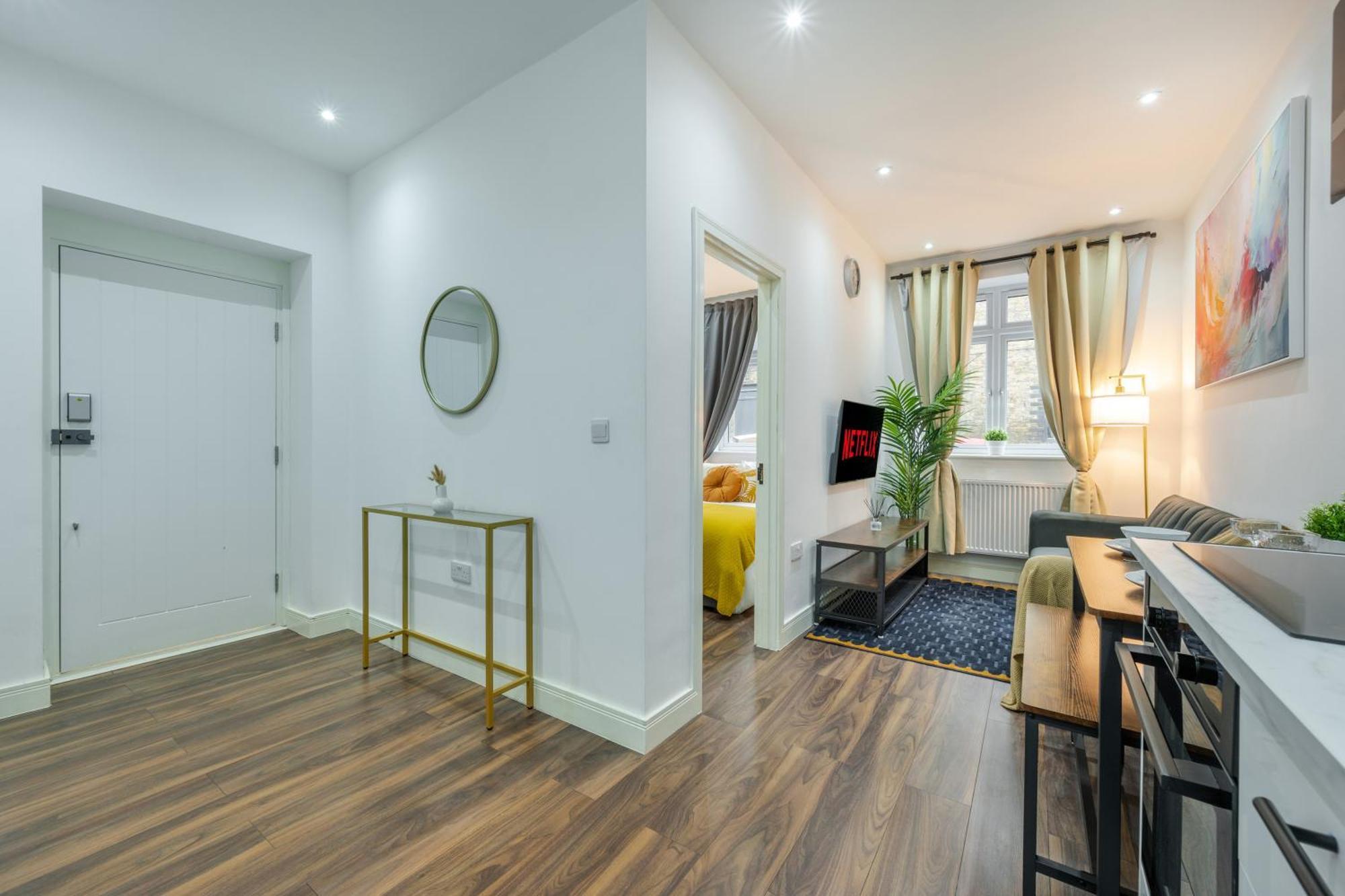 Modern 1 Bed - Us Embassy, Nine Elms & Battersea Station Appartement Londen
