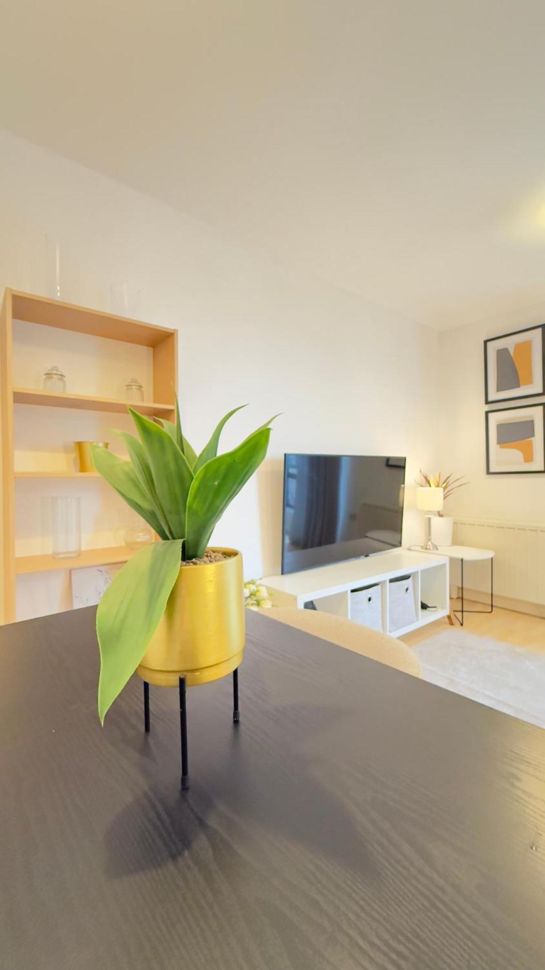 Modern Spacious Opposite Station Ii Leilighet *