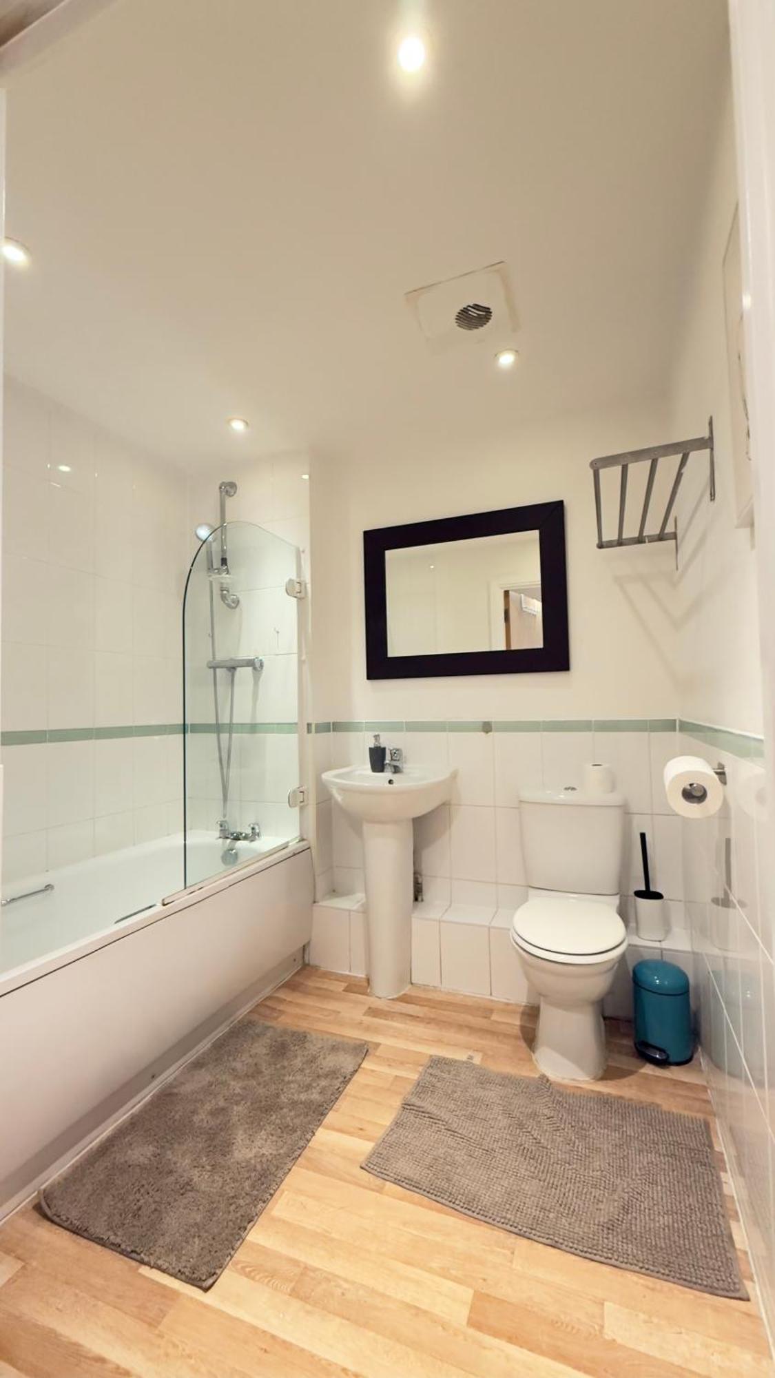 Modern Spacious Opposite Station Ii Leilighet *