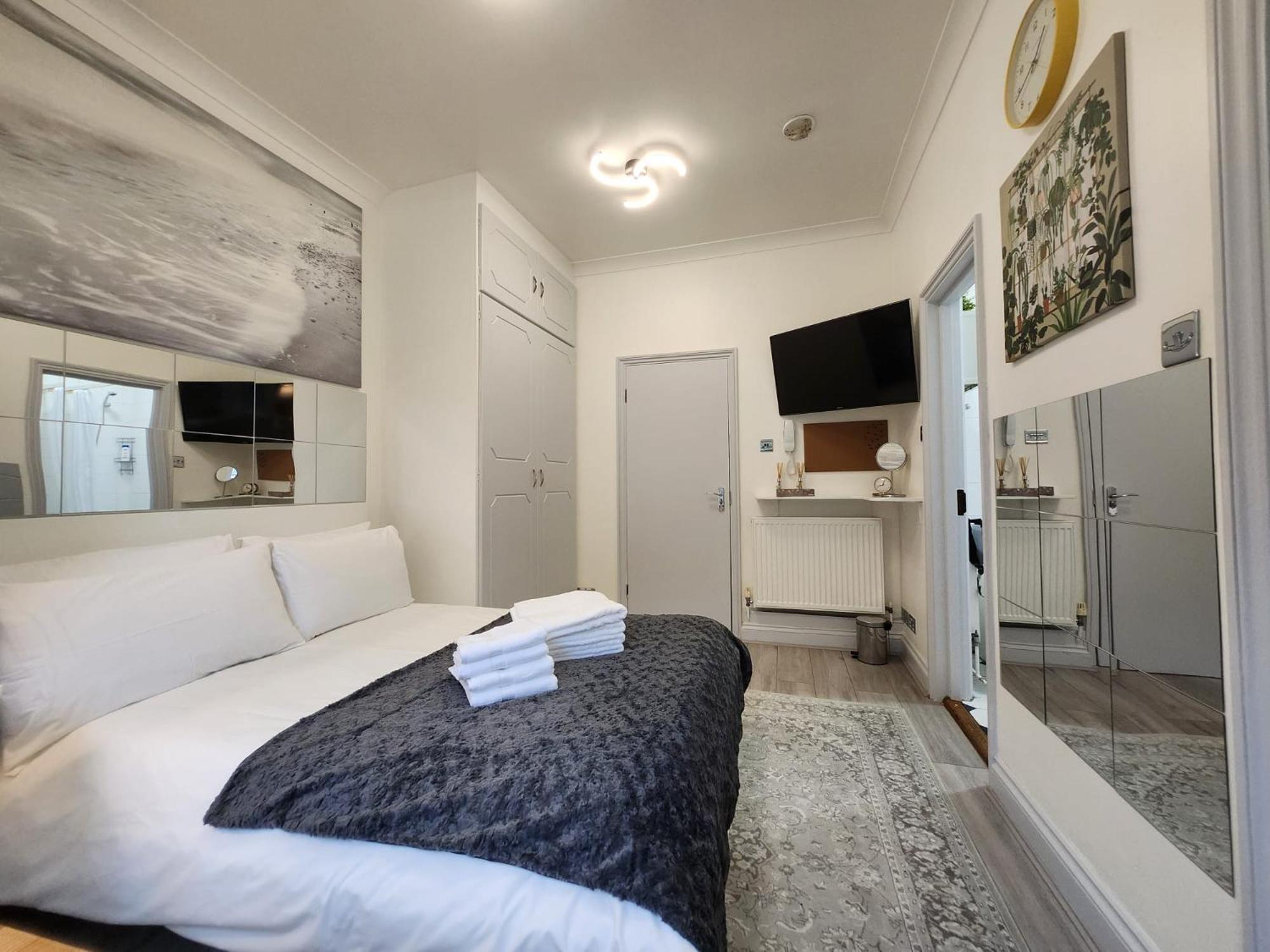 St 8 - Very Close To Tube - Cozy Flat Apartment London