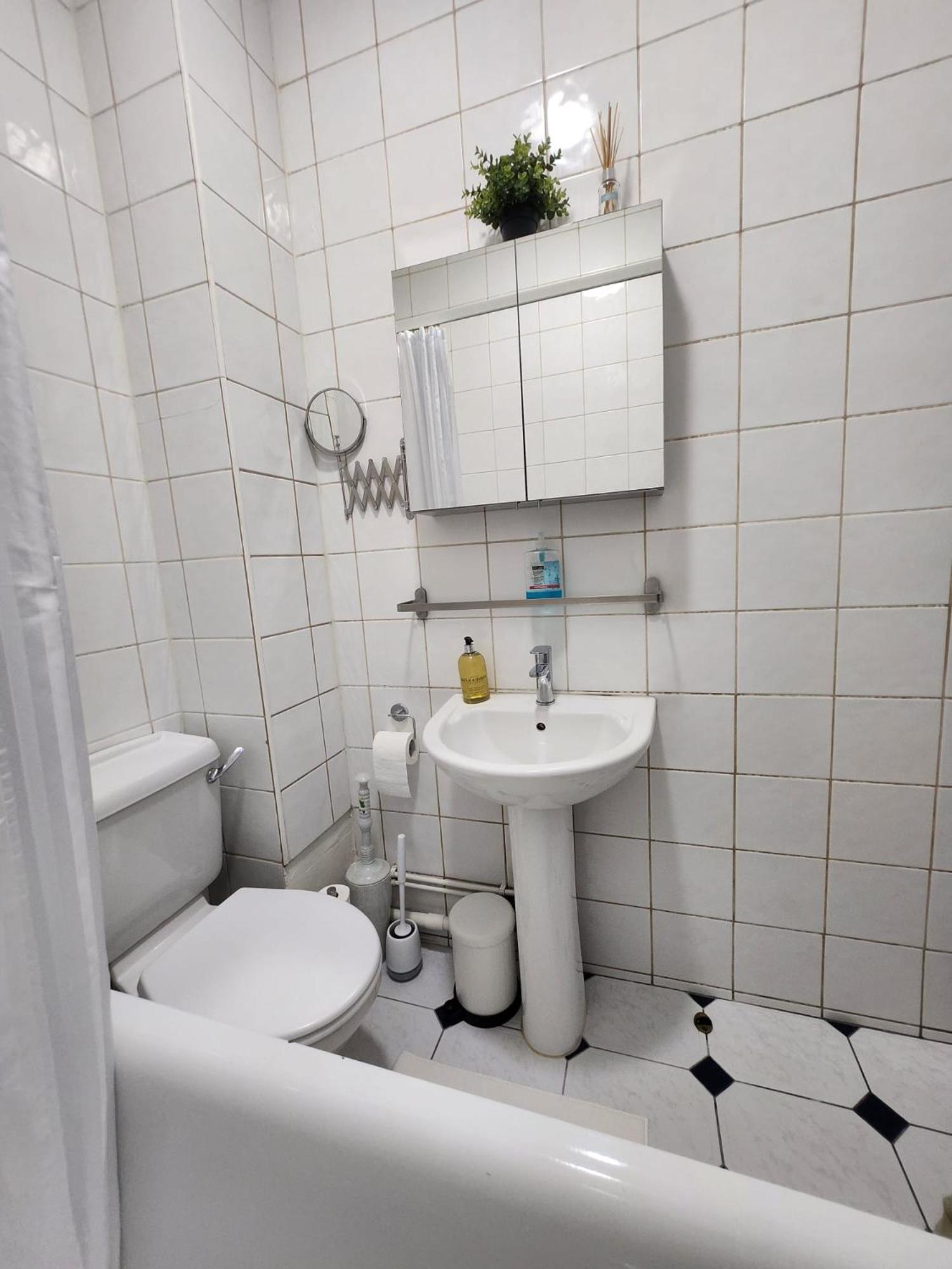 Apartment St 8 - Very Close To Tube - Cozy Flat