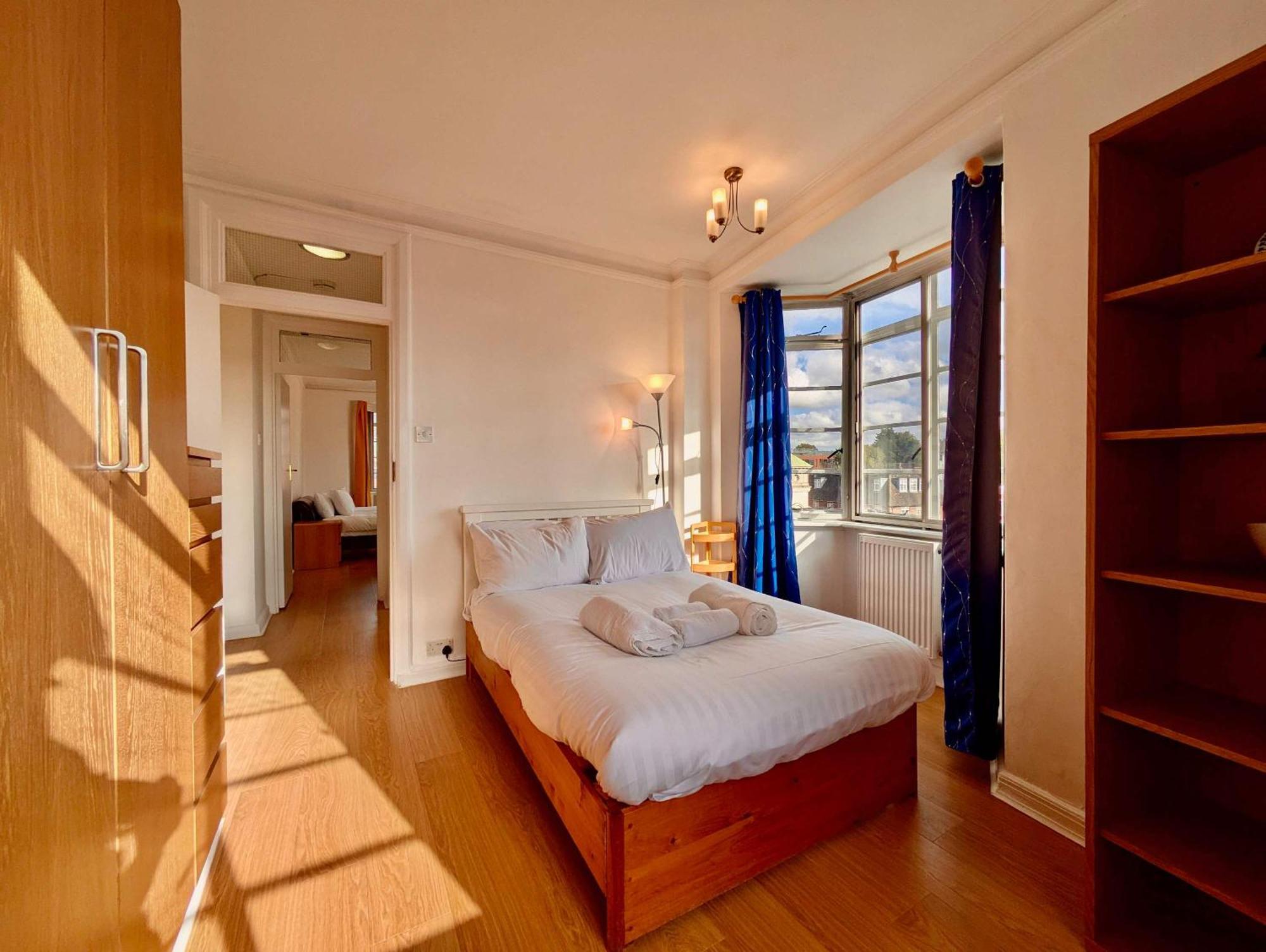 Stunning On Finchley Road Appartement