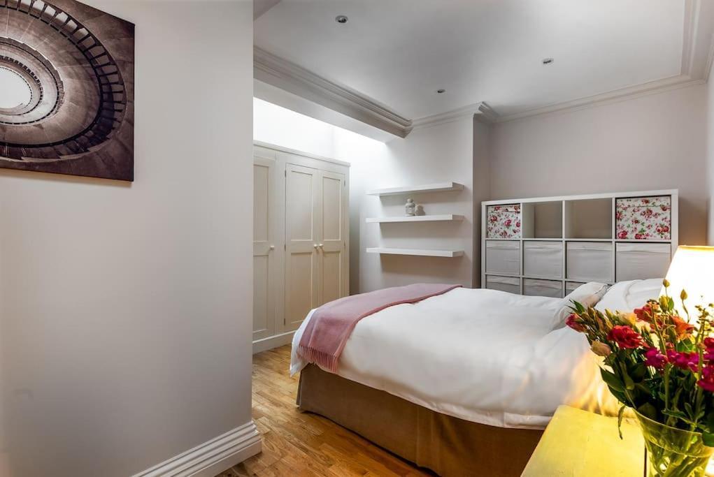 Apartment Pbc Duplex Three Bedroom In Fulham Oak